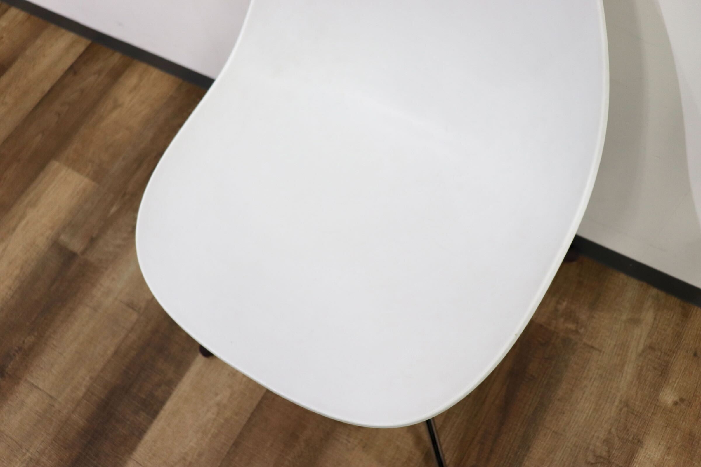 GMHH309B○BoConcept / ボーコンセプト OHawa オタワ ダイニングチェア 椅子 アームレスチェア 北欧 デンマーク ホワイト 約3.7万
