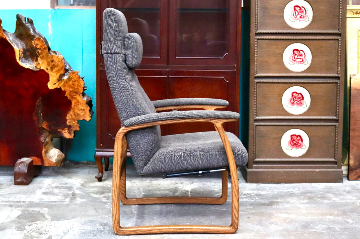 GMJK81○冨士ファニチア / FUJI FURNITURE Rauha リクライニングチェア ソファ 椅子 ヘッドレスト ファブリック オーク材 定価約14.3万
