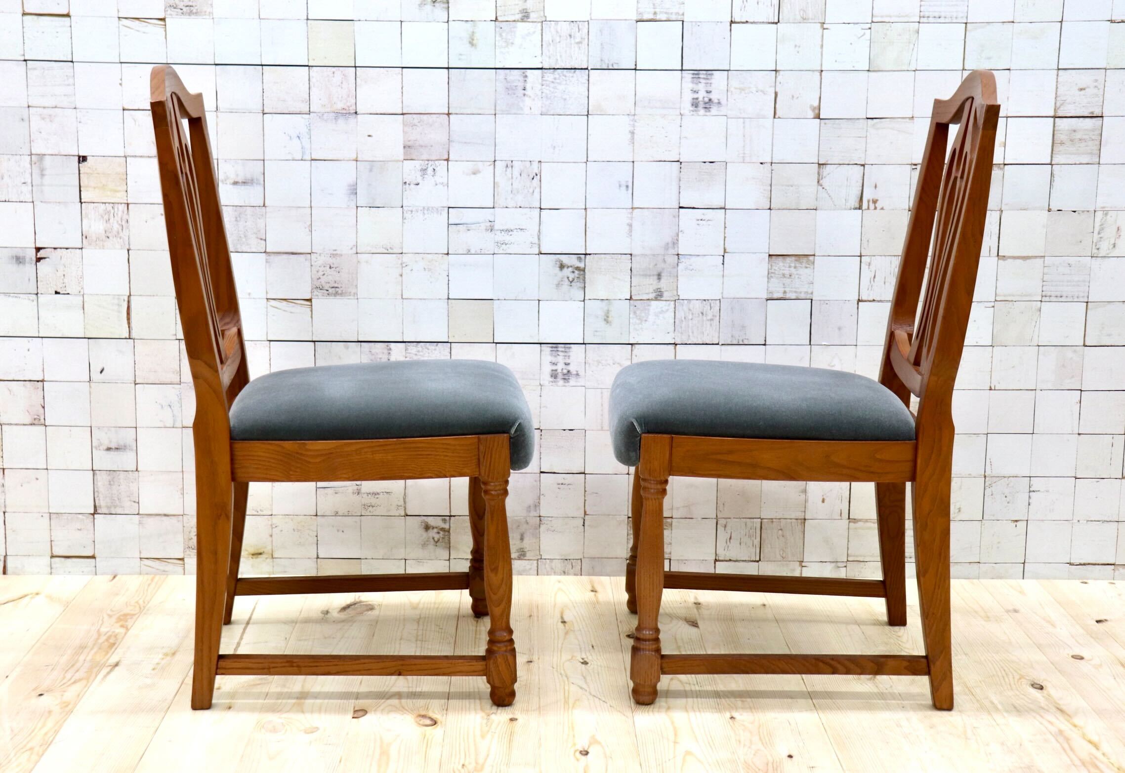 GMGT117A○英国アンティーク ダイニングチェア 食卓椅子 ファブリック グレー オーク 座面張替済 2脚セット クラシック 検)三越ブルージュ