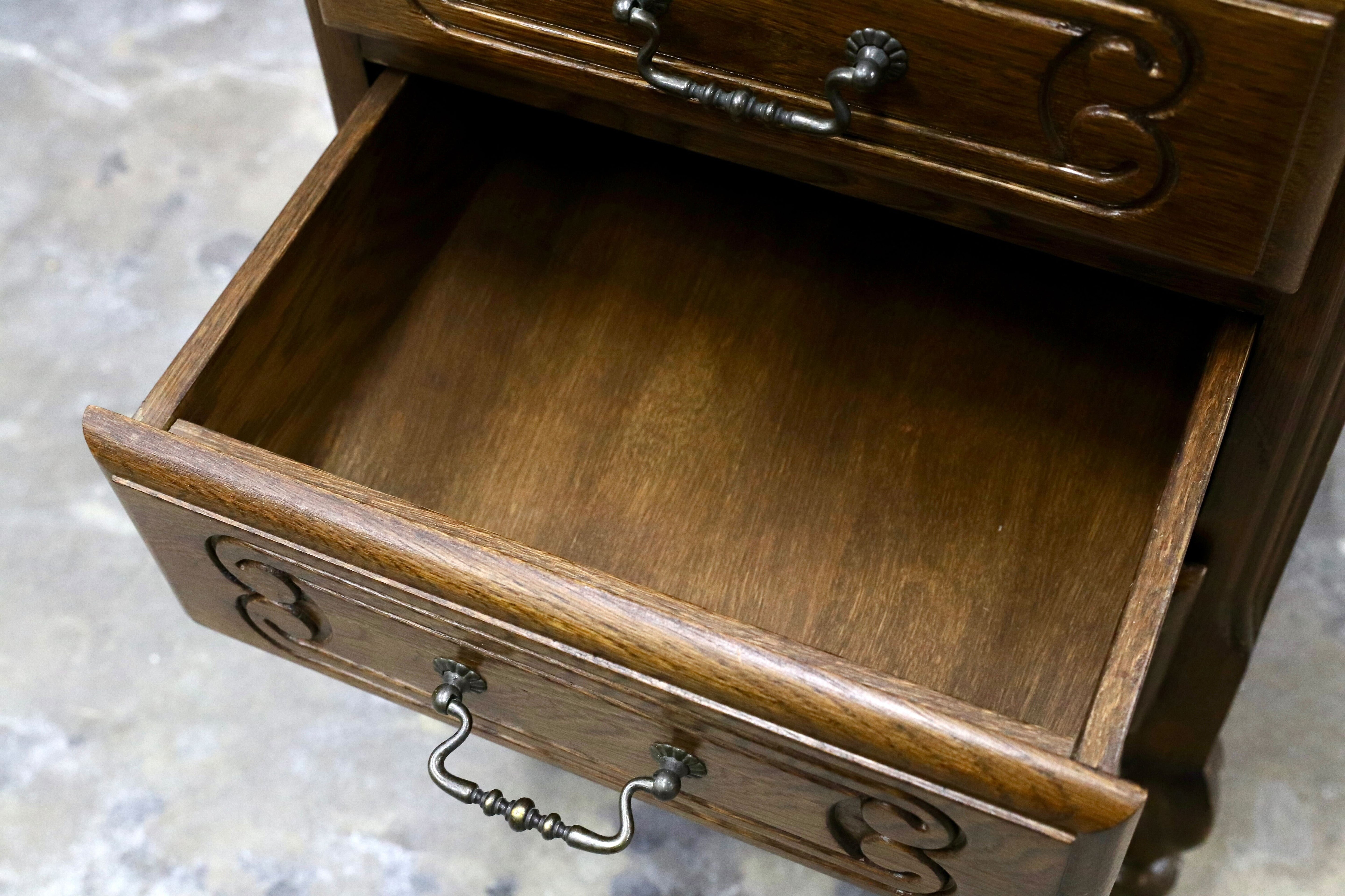 GMIH380A○三越家具 ルーマニア製 オーク無垢材 チェスト サイドボード 引出し収納 クラシック カントリー アンティーク