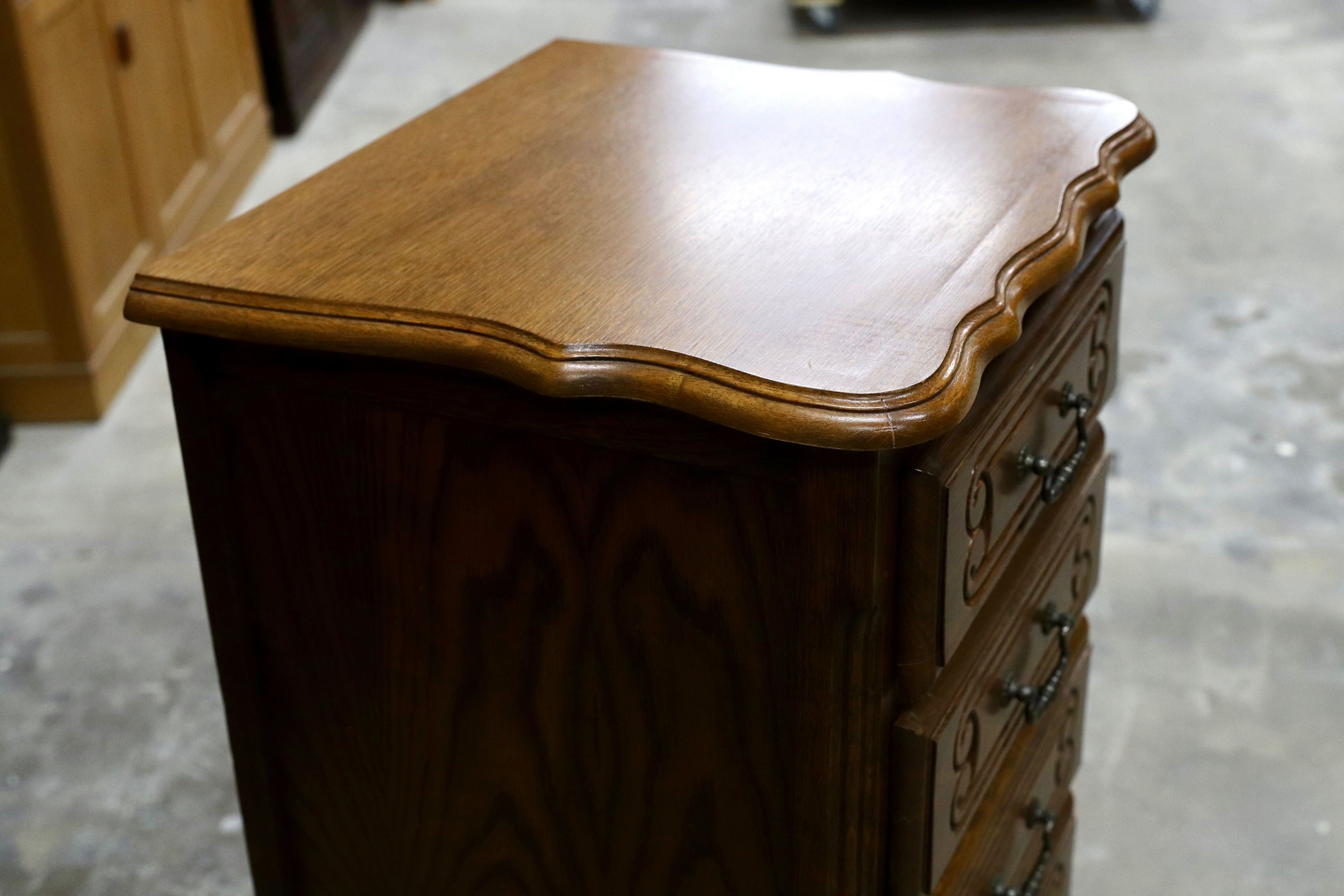 GMIH380A○三越家具 ルーマニア製 オーク無垢材 チェスト サイドボード 引出し収納 クラシック カントリー アンティーク