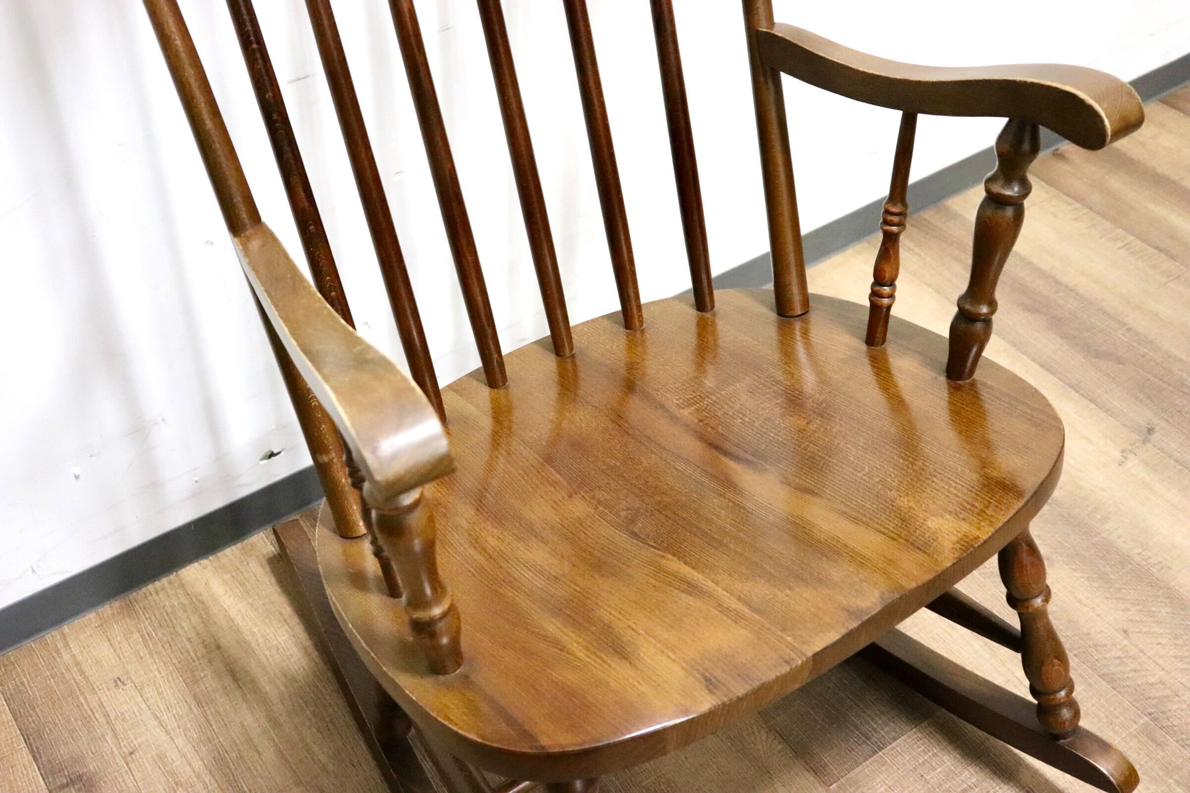 GMHN153○柏木工 / KASHIWA ロッキングチェア 揺り椅子 アームチェア 椅子 レトロ カントリー ノスタルジック アンティーク 飛騨家具