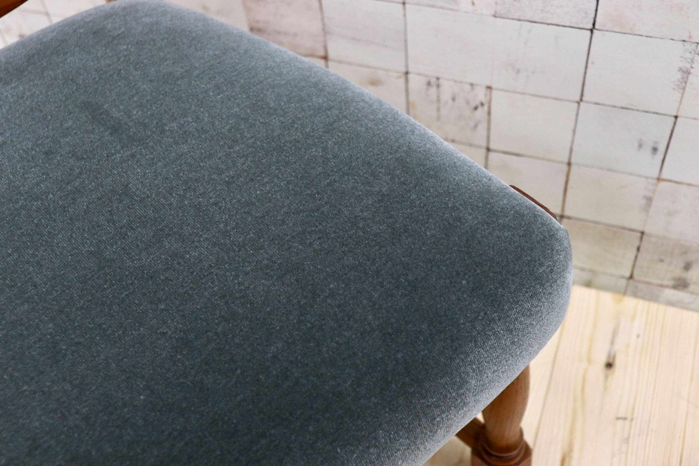 GMGT117B○英国アンティーク ダイニングチェア 食卓椅子 ファブリック グレー オーク 座面張替済 2脚セット クラシック 検)三越ブルージュ