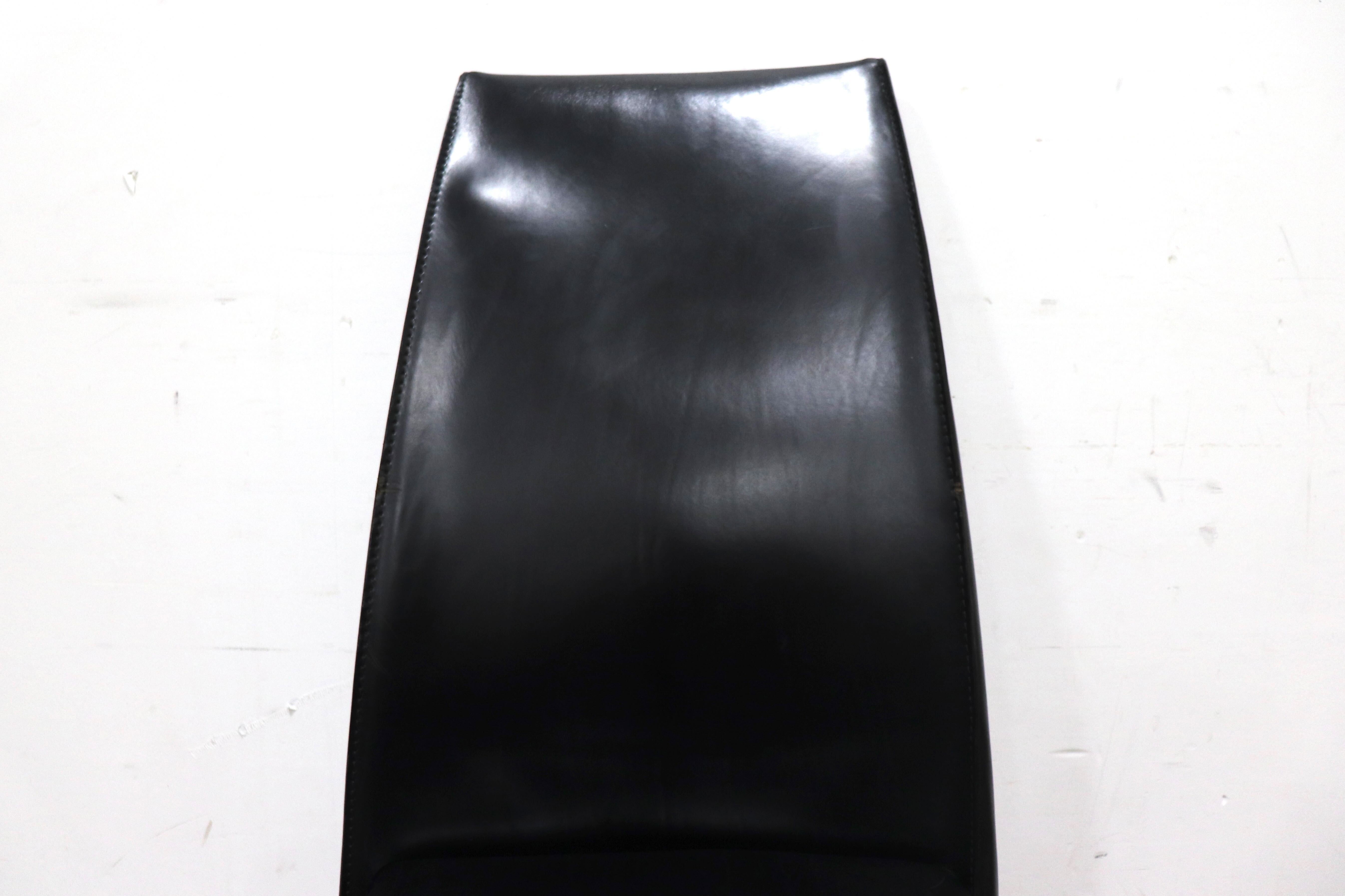 GMHN288D○FRAG / フラッグ LATINA ダイニングチェア アームレスチェア ハイバックチェア 椅子 ブラック 本革 イタリア製 検)カッテラン