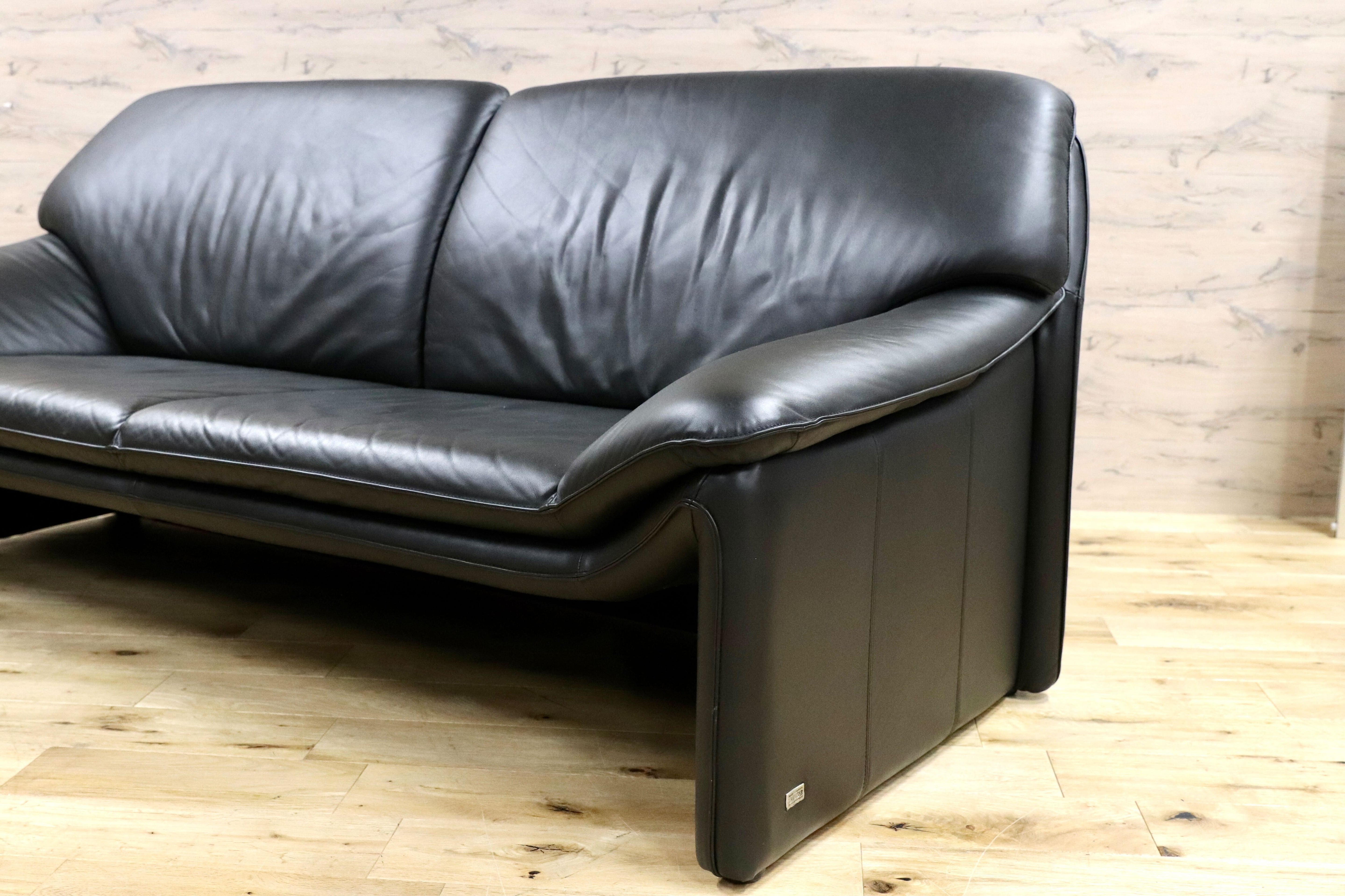 GMGT69○LAAUSER / ラウーザ ATLANTA アトランタ 2.5人掛けソファ ラブソファ 総革 黒 モダン ドイツ製 定価71.4万 最高級 美品