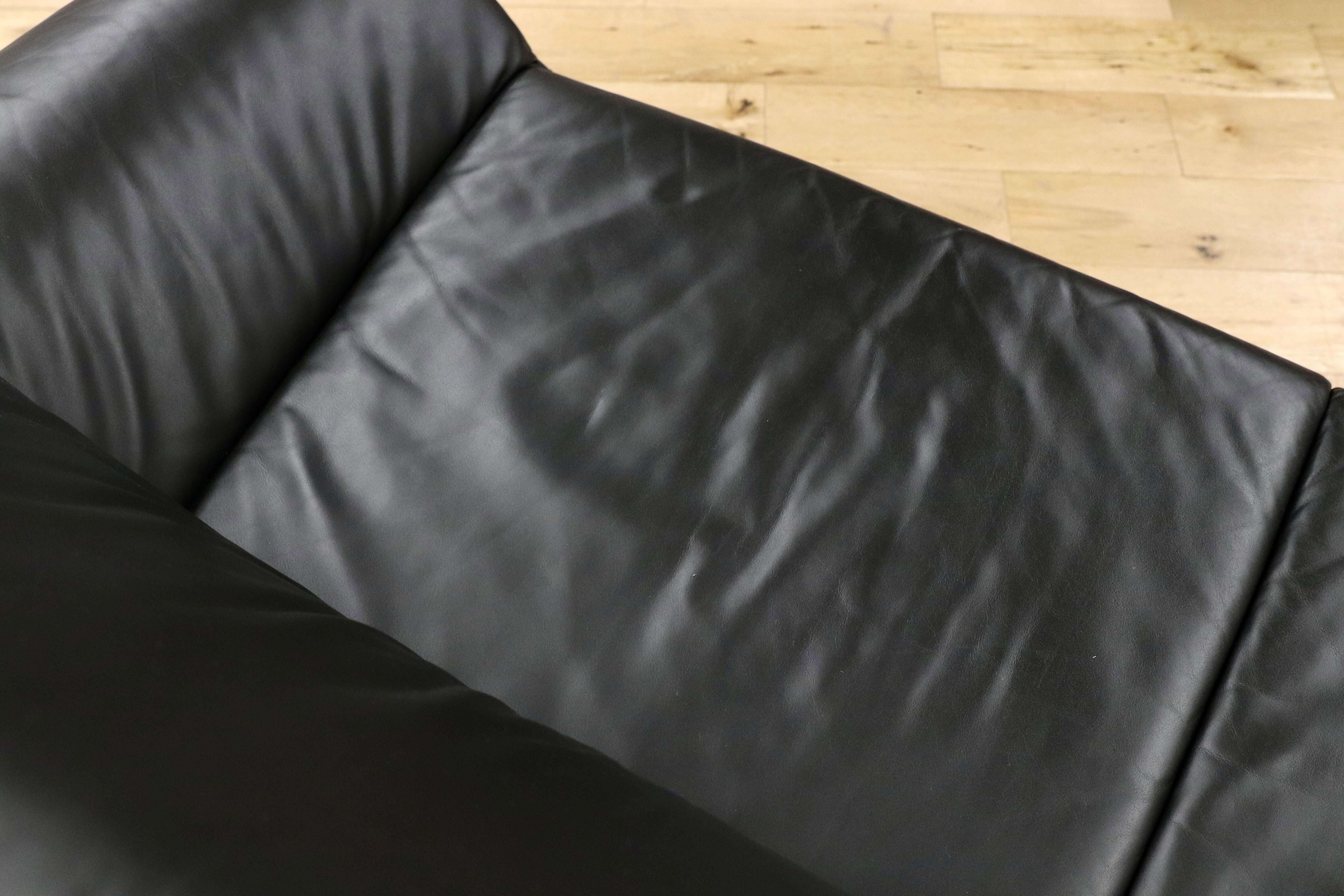 GMGT69○LAAUSER / ラウーザ ATLANTA アトランタ 2.5人掛けソファ ラブソファ 総革 黒 モダン ドイツ製 定価71.4万 最高級 美品