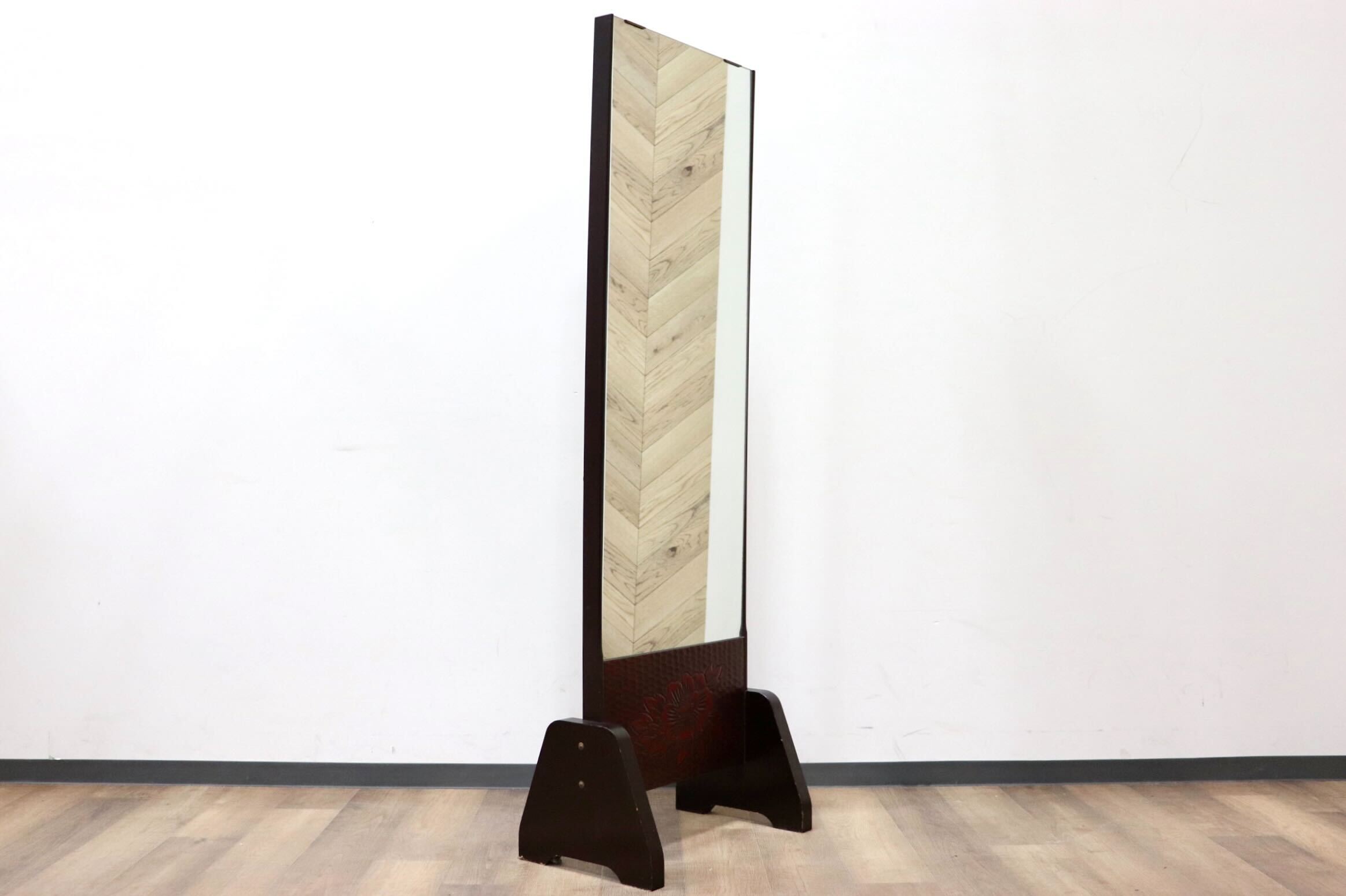 GMGF106○鎌倉彫 スタンドミラー 鏡 姿見 全身鏡 木製 彫刻 漆塗り 着付け鏡 和家具 民芸家具 伝統工芸 和室 和モダン レトロ アンティーク