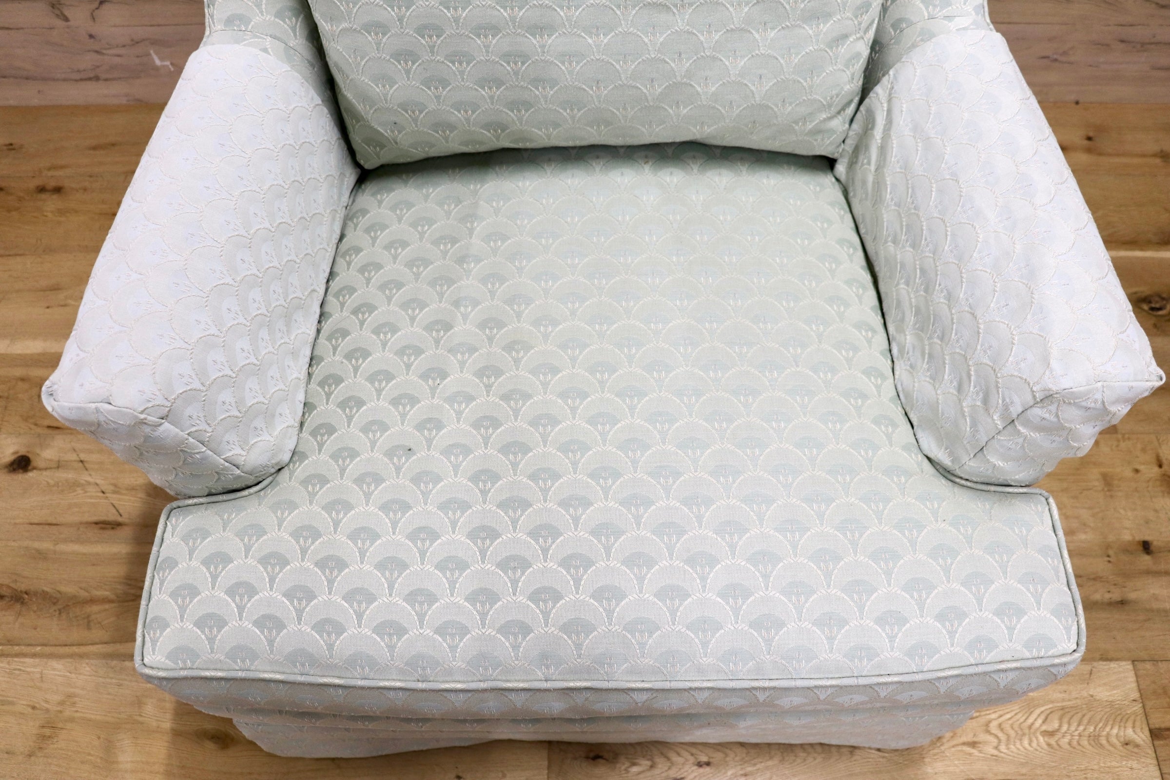 GMJH239A○Disque Furniture Corporation / ディスクファニチャーコーポレーション シングルソファ ファブリック クラシック エレガント