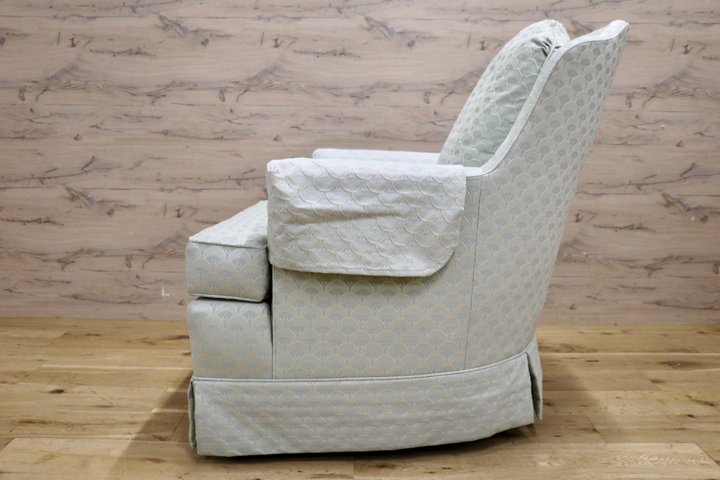 GMJH239A○Disque Furniture Corporation / ディスクファニチャーコーポレーション シングルソファ ファブリック クラシック エレガント