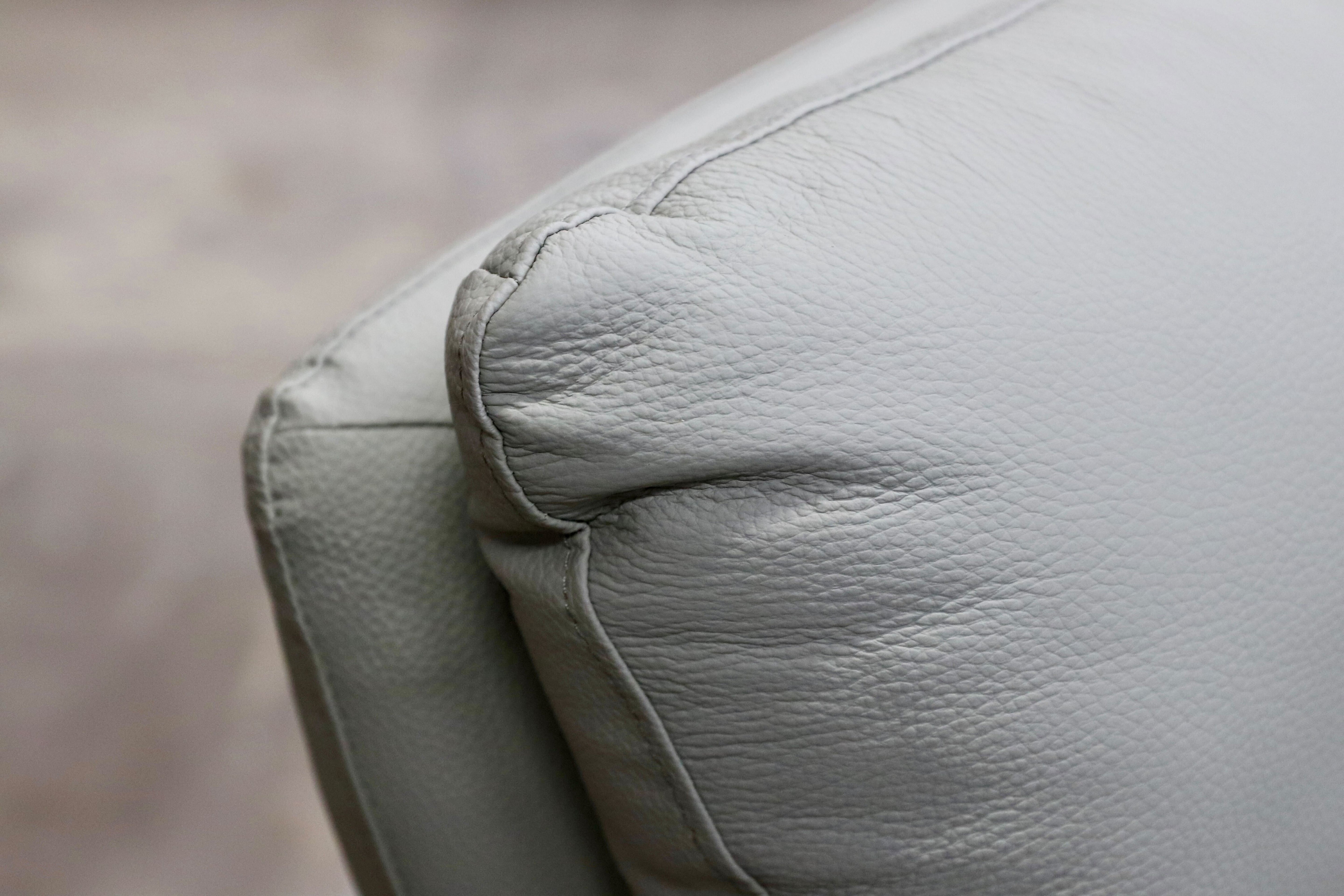 GMIH381○ヤマダオリジナル 電動パーソナルチェア ライトグレー 本革 レザー 1人掛けソファ シングルソファ