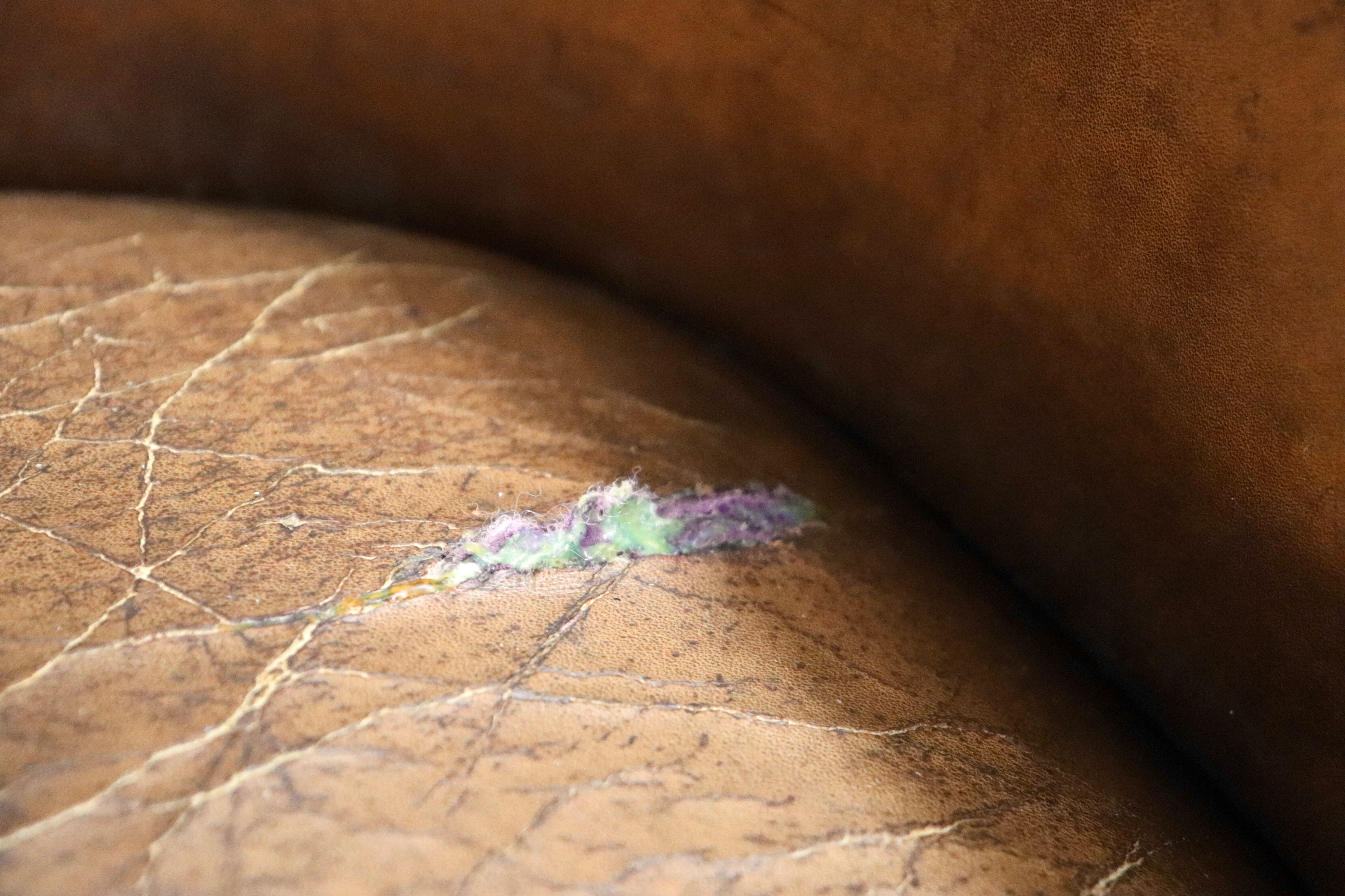 GMHK411○イギリス ヴィンテージ 1人掛けソファ ラウンジチェア デスクチェア 本革 レザー ブラウン 鋲打ち アンティーク