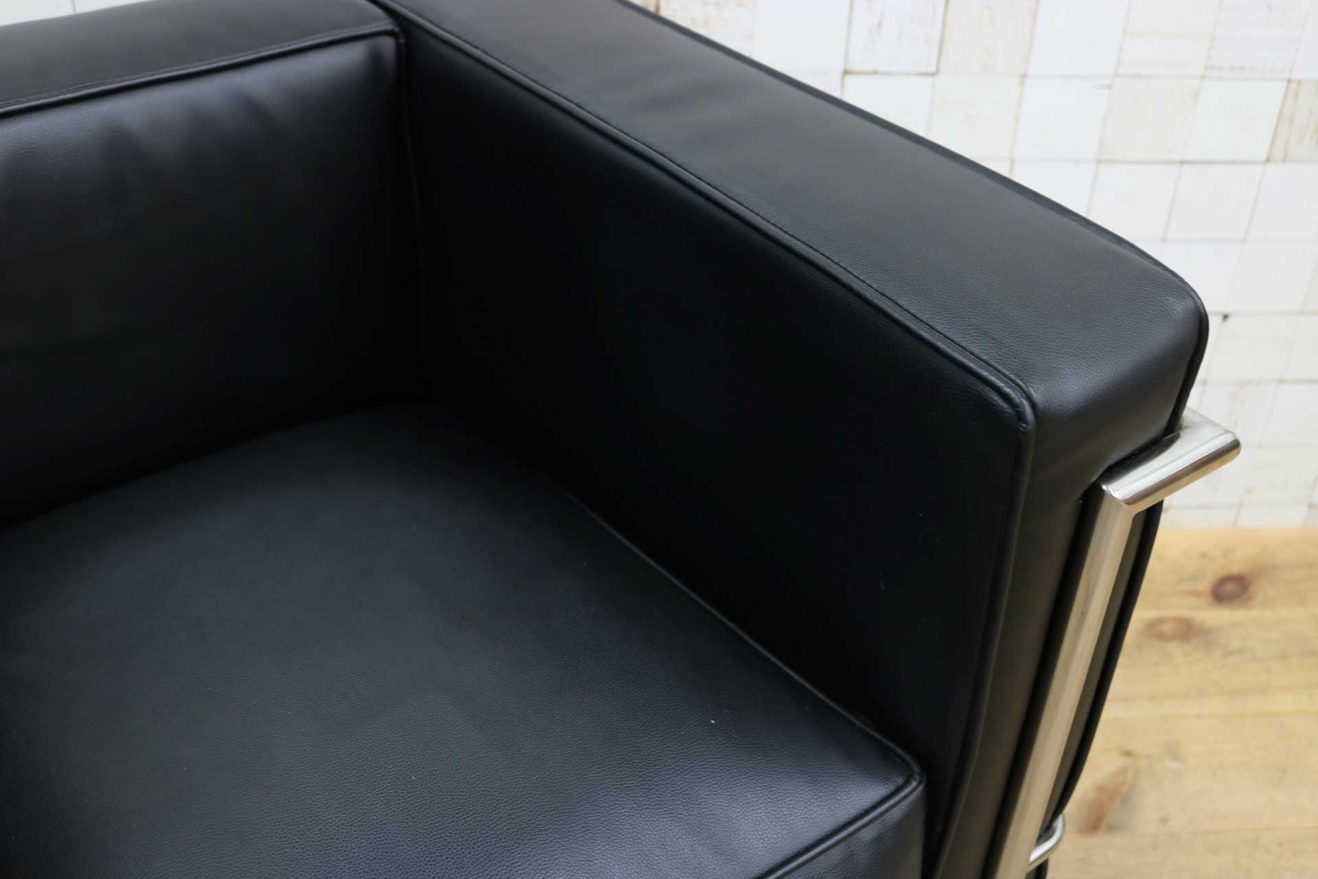 GMIK794◯ル・コルビュジエ LC2 シングルソファ 1人掛けソファ ラウンジチェア 合皮 ブラック オフィス 店舗什器 モダン リプロダクト