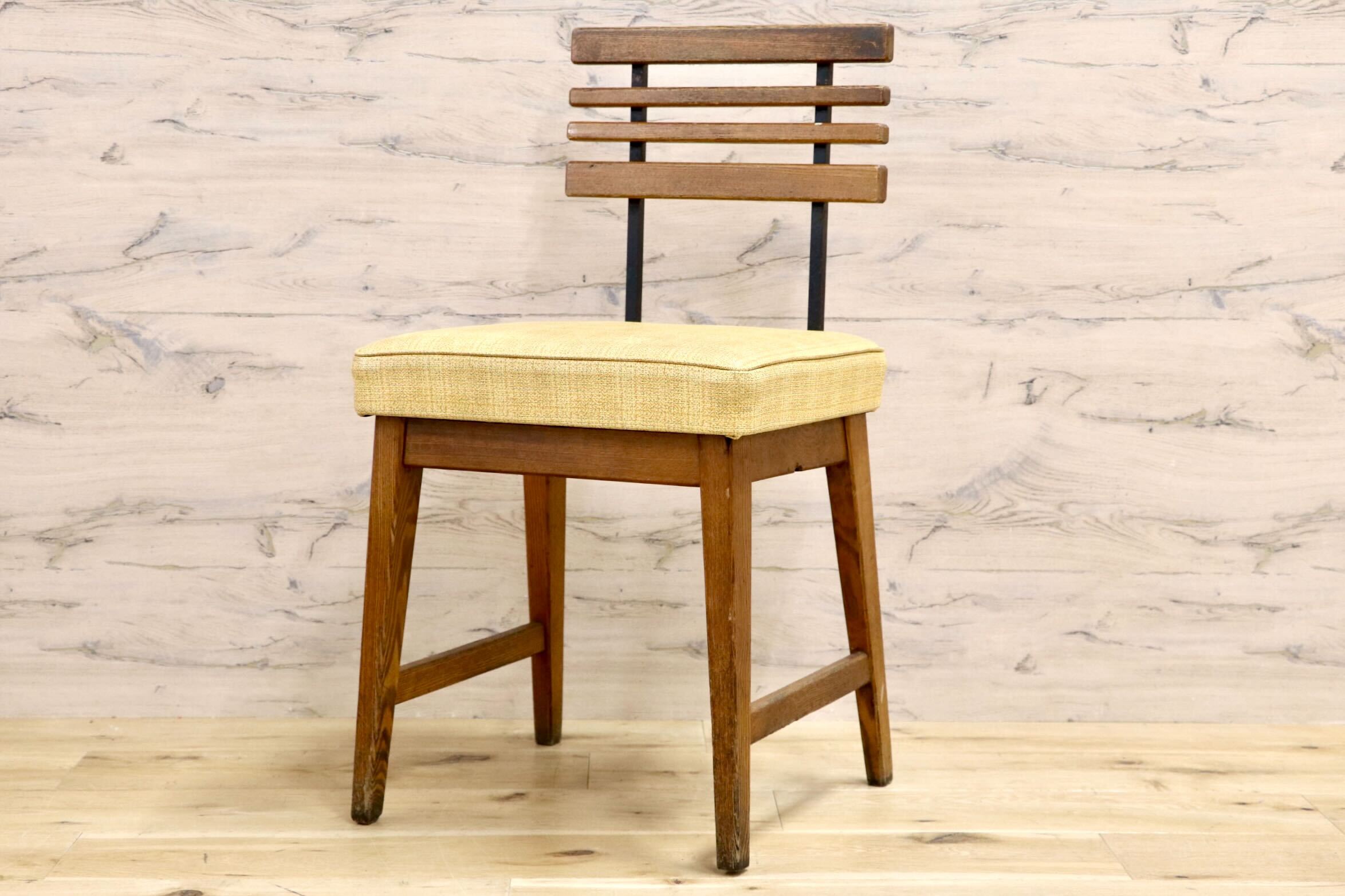 GMIS495I○アンティーク 北欧スタイル ヴィンテージ ダイニングチェア デスクチェア コンパクトチェア 木製 ビニールレザー レトロ カフェ