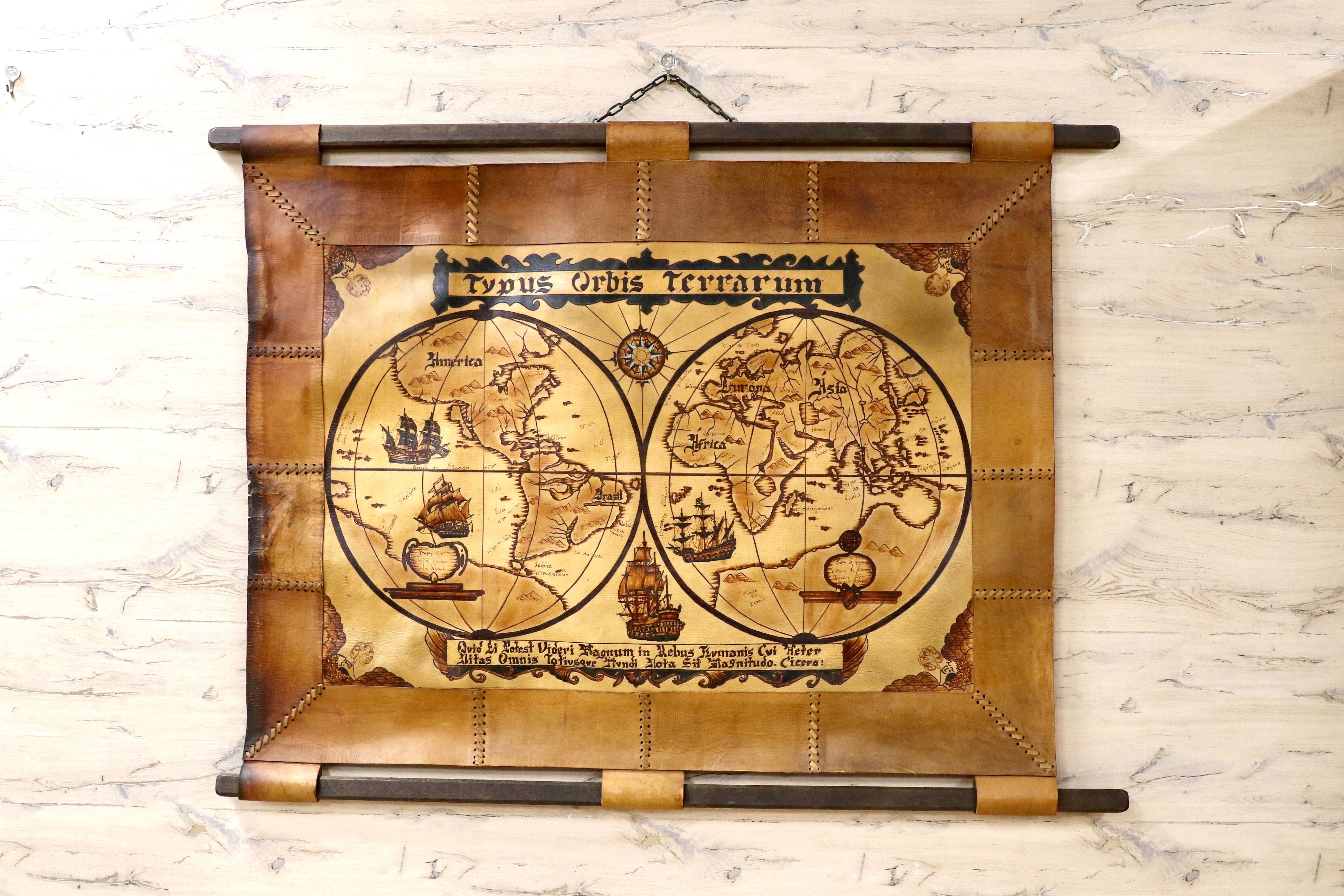 GMJK65○本革 レザーウォールデコ Typus Orbis Terrarum 古地図 世界地図 タペストリー ヴィンテージ クラシック 壁掛け インテリア
