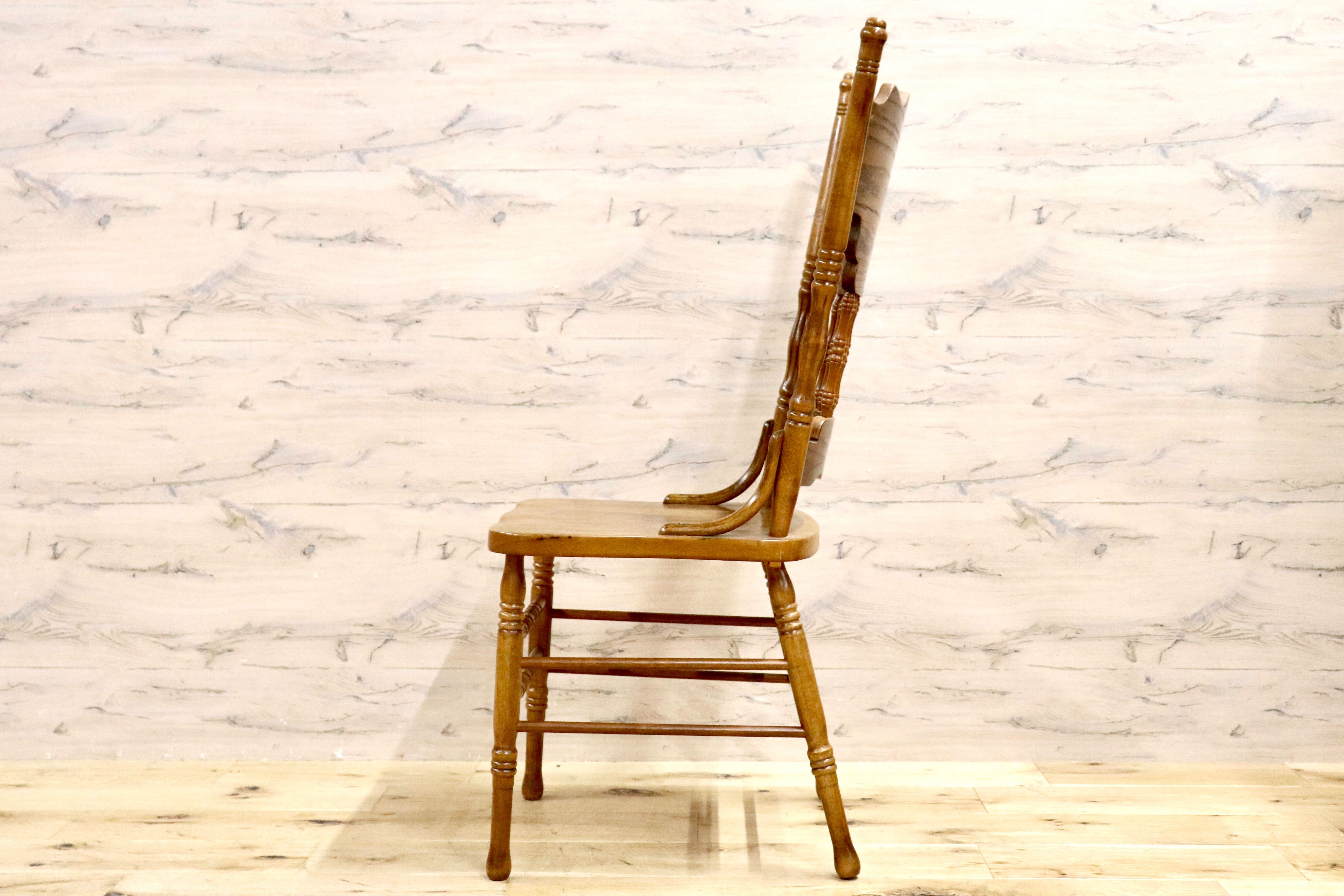 GMHK409A○IDC大塚家具 shin leeシンリー アンティーク 木製 ダイニングチェア 椅子 ウィンザーチェア 彫刻 カントリー 定価約10万