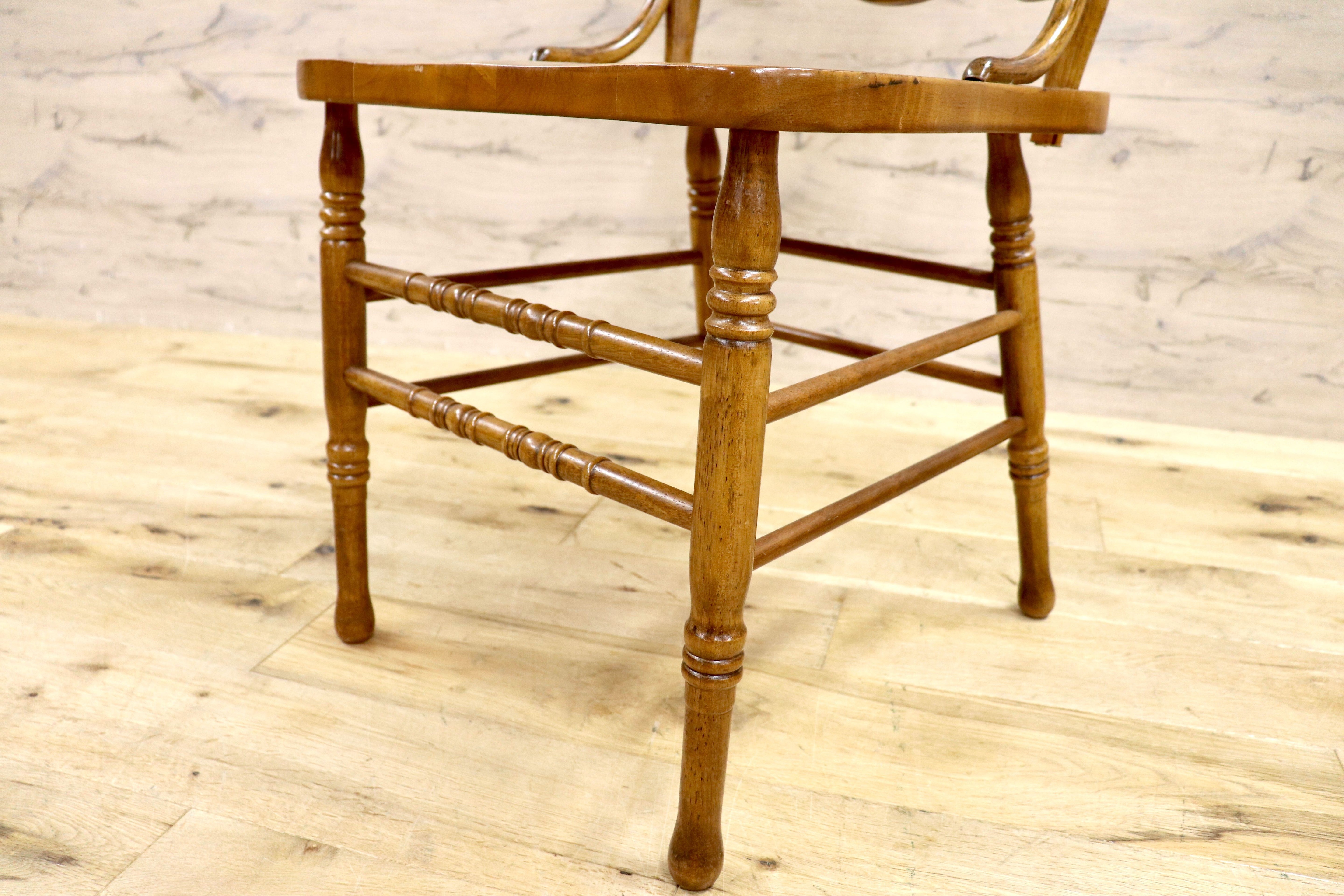 GMHK409A○IDC大塚家具 shin leeシンリー アンティーク 木製 ダイニングチェア 椅子 ウィンザーチェア 彫刻 カントリー 定価約10万