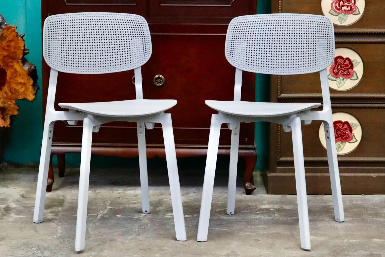 GMIS275K○KRISTALIA / クリスタリア COLANDER ダイニングチェア 椅子 2脚セット スタッキング モダン イタリア グレー 展示品 定価約10万