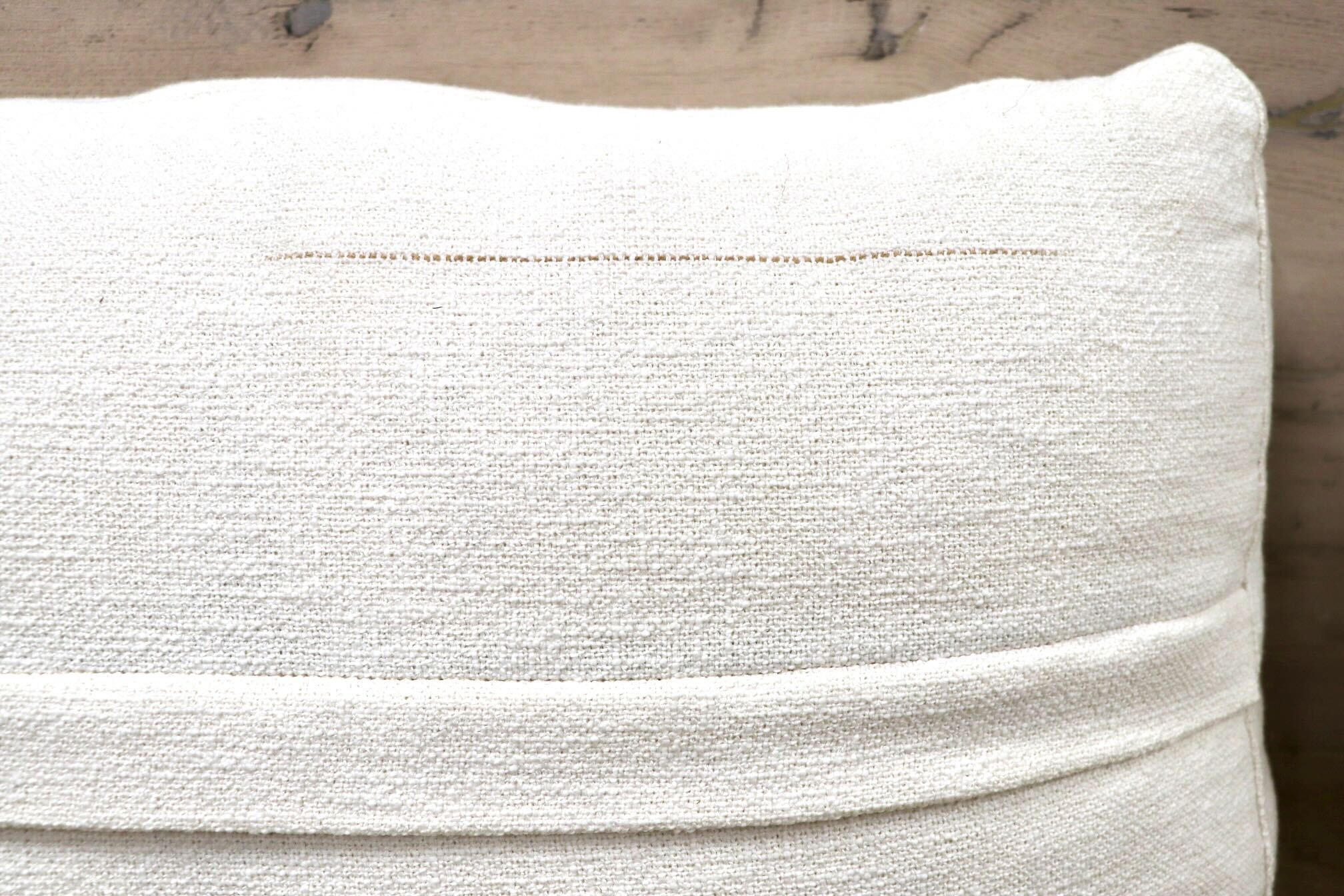 GMHN375C○HUKLA / フクラ クッション ファブリック 2個セット 羽毛 フェザークッション モデルルーム展示品