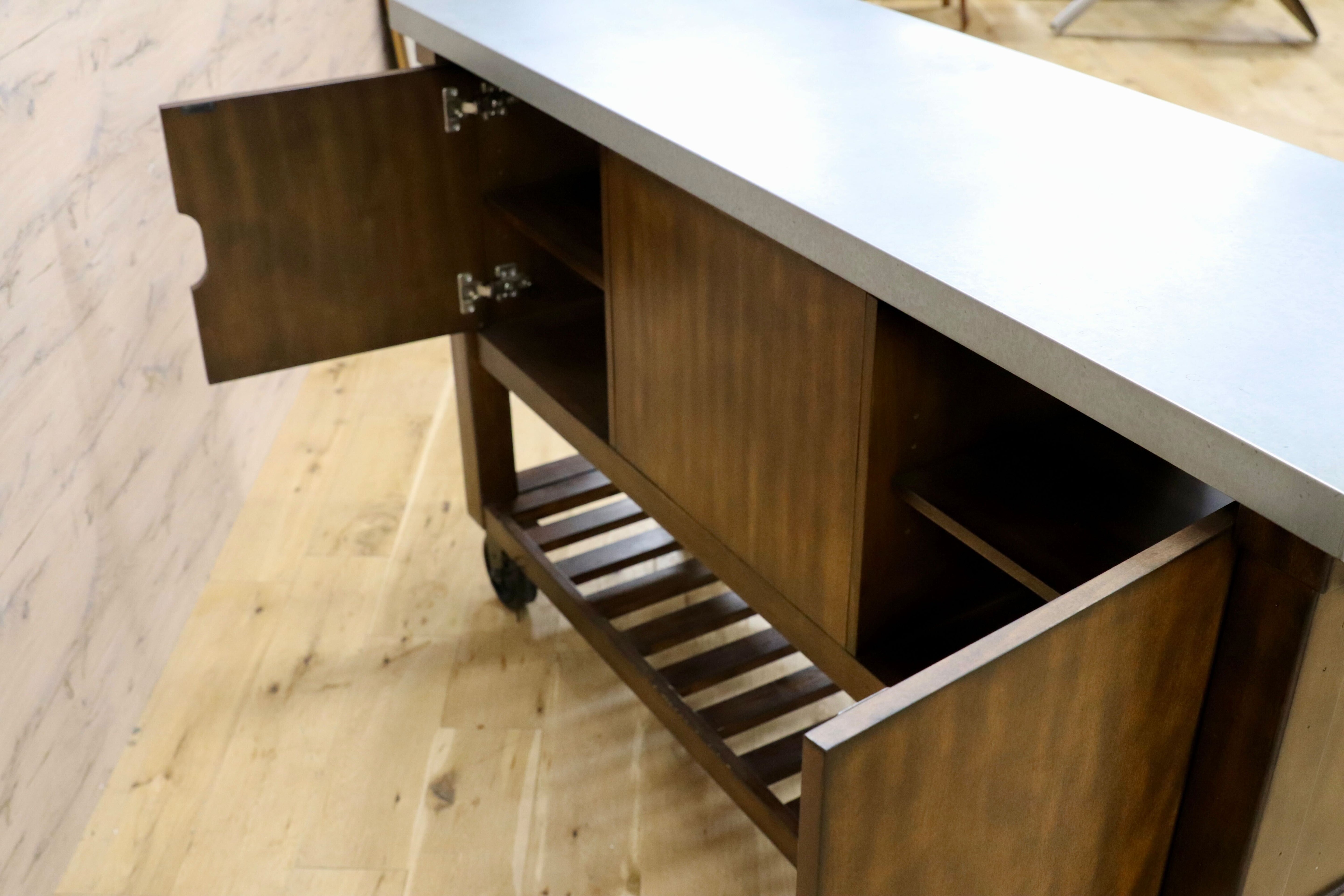 GMJK64○Bayside Furnishings キッチンアイランド カート キャスター付き カフェスタイル インダストリアル 収納家具