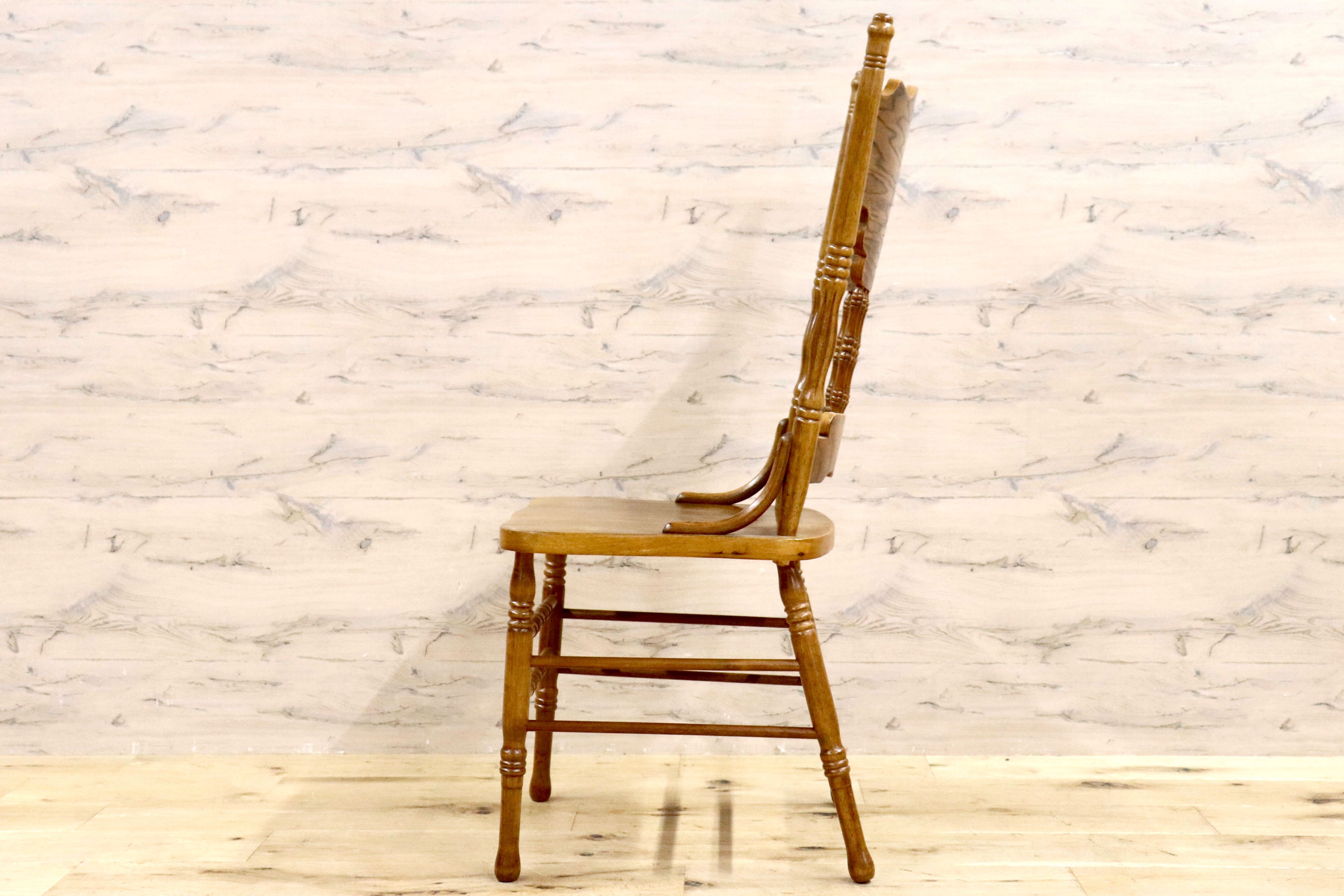 GMHK409B○IDC大塚家具 shin leeシンリー アンティーク 木製 ダイニングチェア 椅子 ウィンザーチェア 彫刻 カントリー 定価約10万