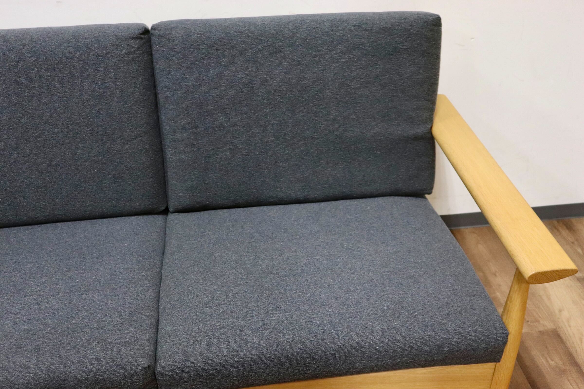 GMHK346○柏木工 / KASHIWA シガーロ 2人掛けソファ ラブソファ 楢材 無垢 ファブリック 飛騨家具 北欧スタイル IDC大塚家具 約22万 美品