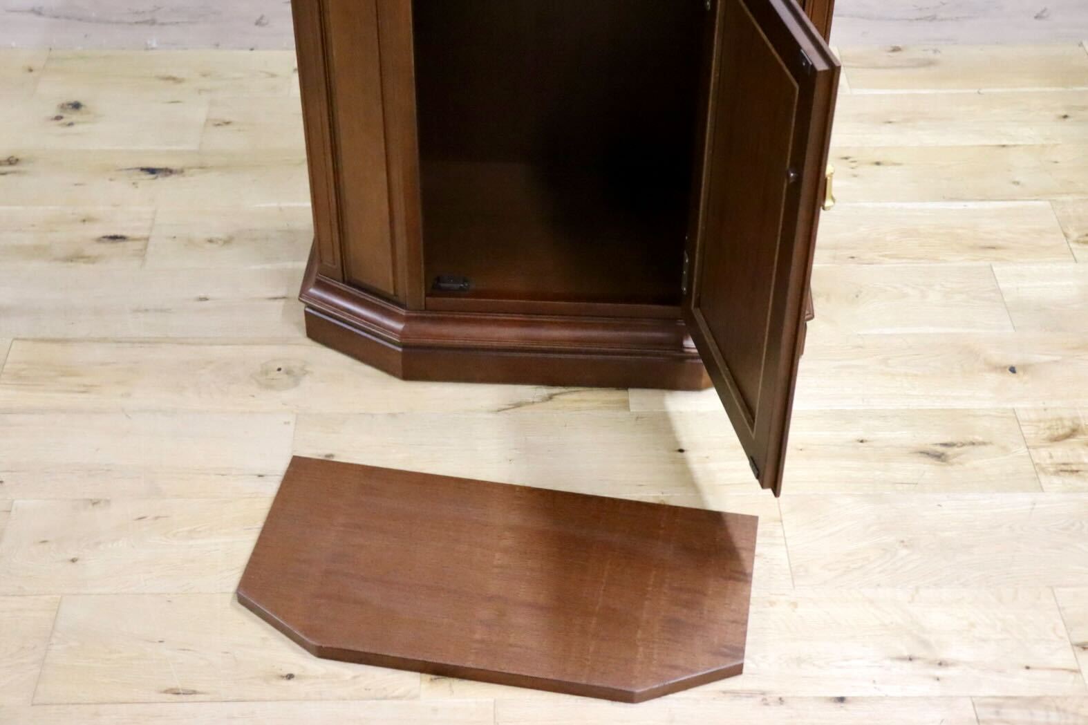 GMHS261○maruni / マルニ 地中海 ミラーバックキャビネット ドレッサー 鏡台 化粧台 姿見 ヨーロピアン クラシック 展示品