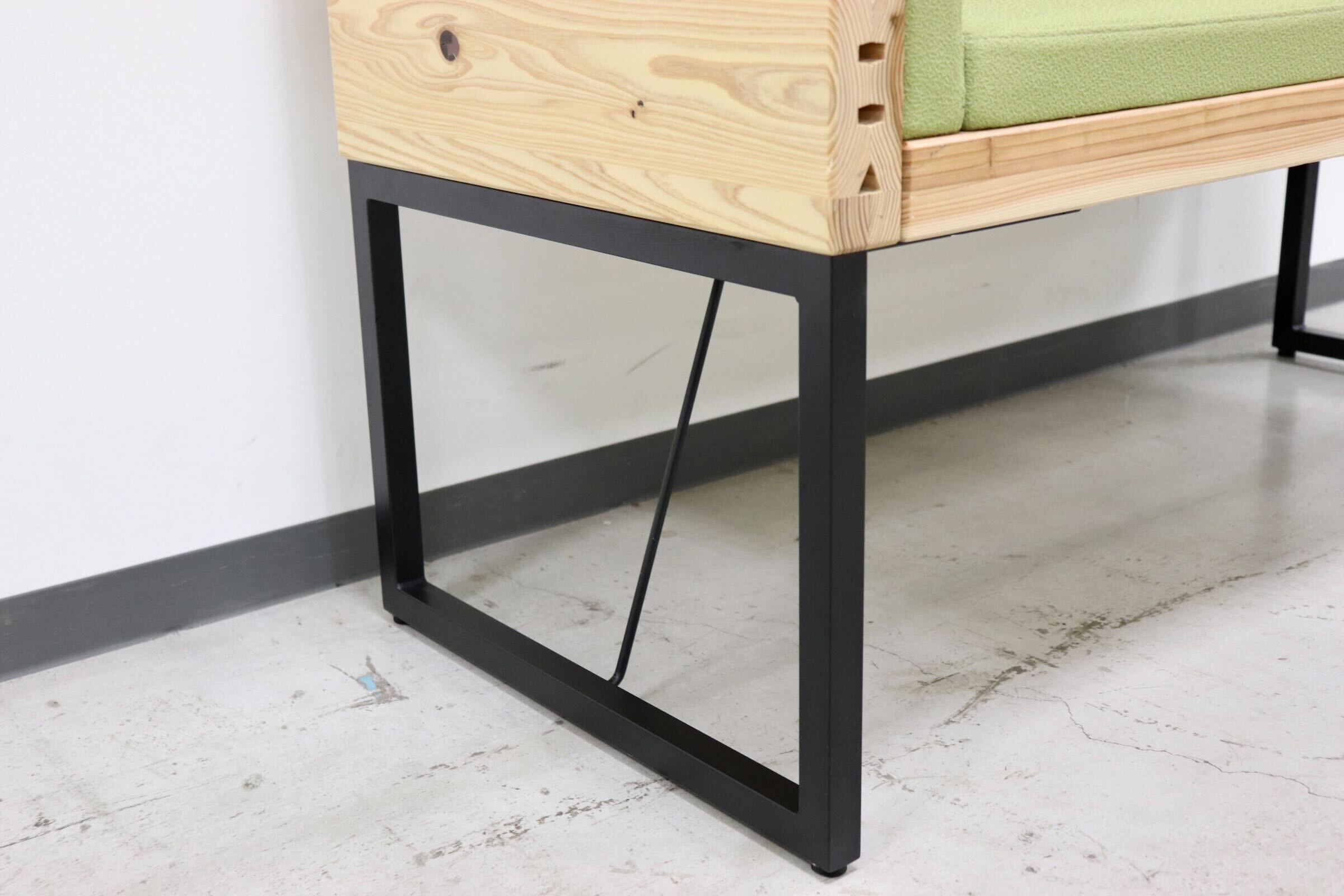 GMGK61A○MUJI / 無印良品 日本の木でできたベンチ 長椅子 内田洋行 ファブリック 杉 無垢材 シンプル ナチュラル 定価約16万 展示品