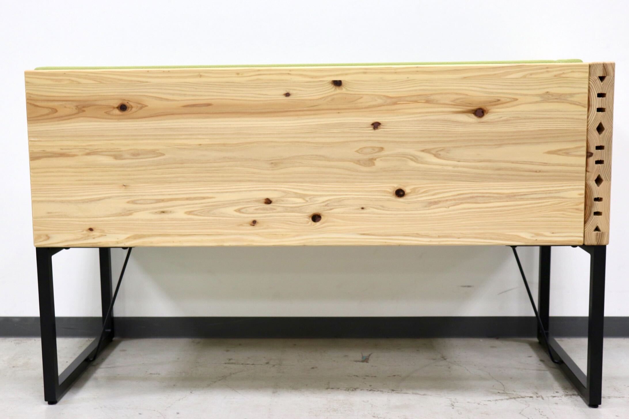 GMGK61A○MUJI / 無印良品 日本の木でできたベンチ 長椅子 内田洋行 ファブリック 杉 無垢材 シンプル ナチュラル 定価約16万 展示品