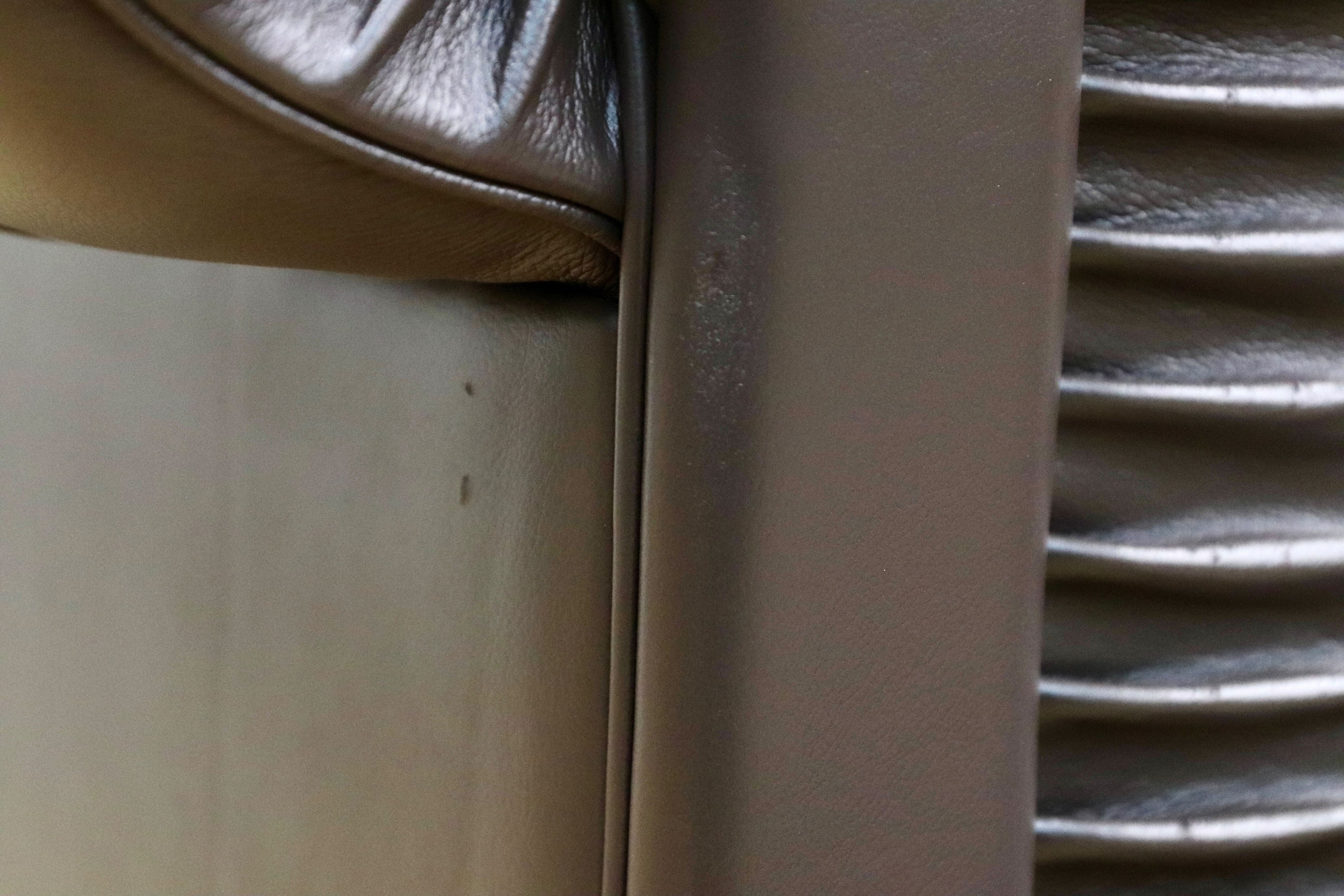 GMHK573○Poltrona Frau / ポルトローナフラウ CHESTER チェスター 3人掛けソファ トリプルソファ IDC大塚家具 イタリア最高峰 約270万