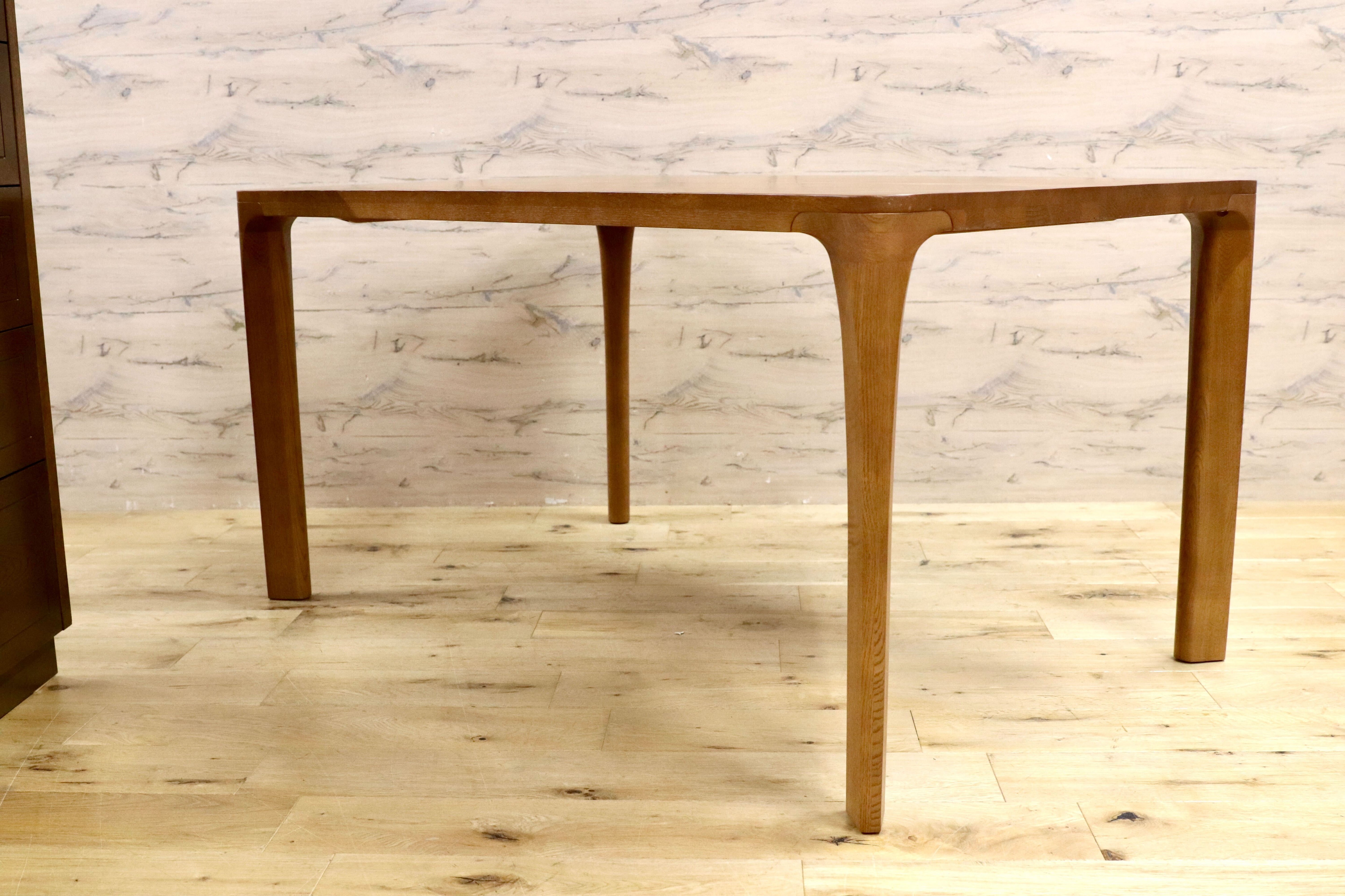 GMIK734○karimoku / カリモク DD47 ダイニングテーブル 食卓テーブル オーク材 ブラウン スタイリッシュモダン 国産家具 定価約24.6万