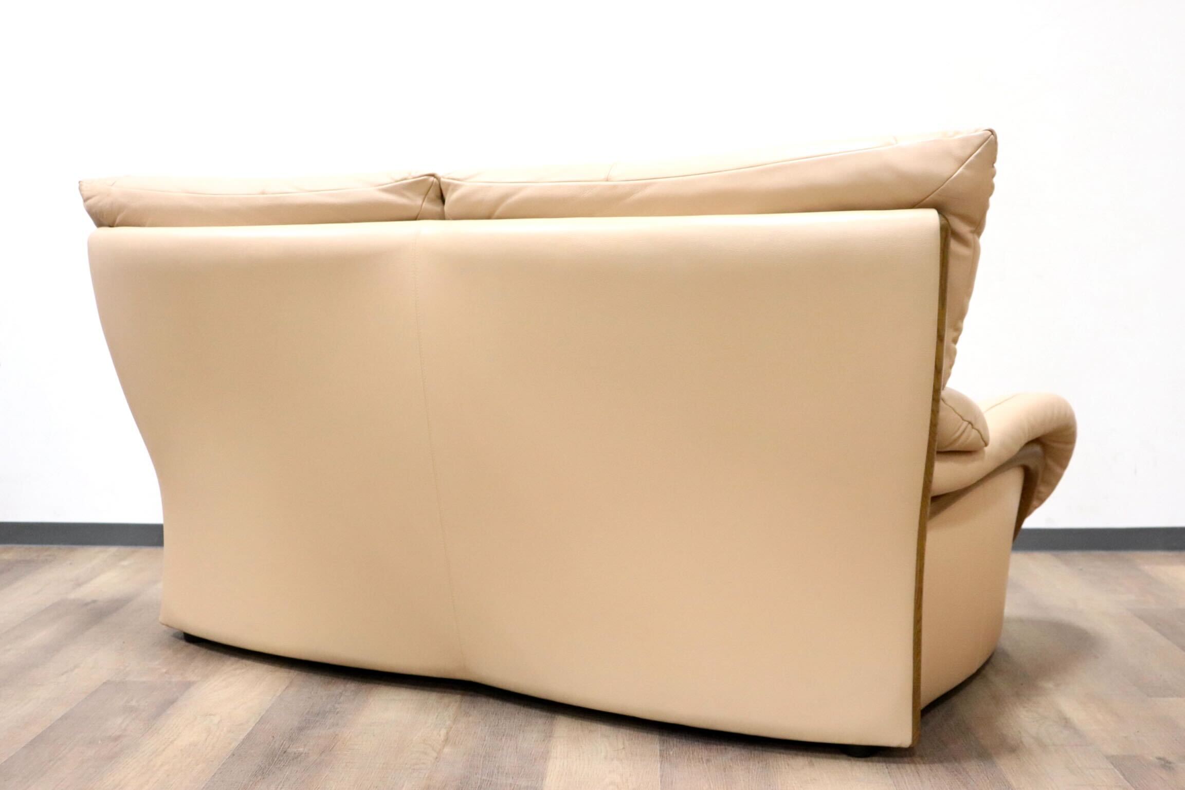 GMGK408○karimoku / カリモク ZT47 2人掛けソファ ラブソファ 2シーター ハイバック 本革 オーク材 モダン 国産家具 定価約26万 美品