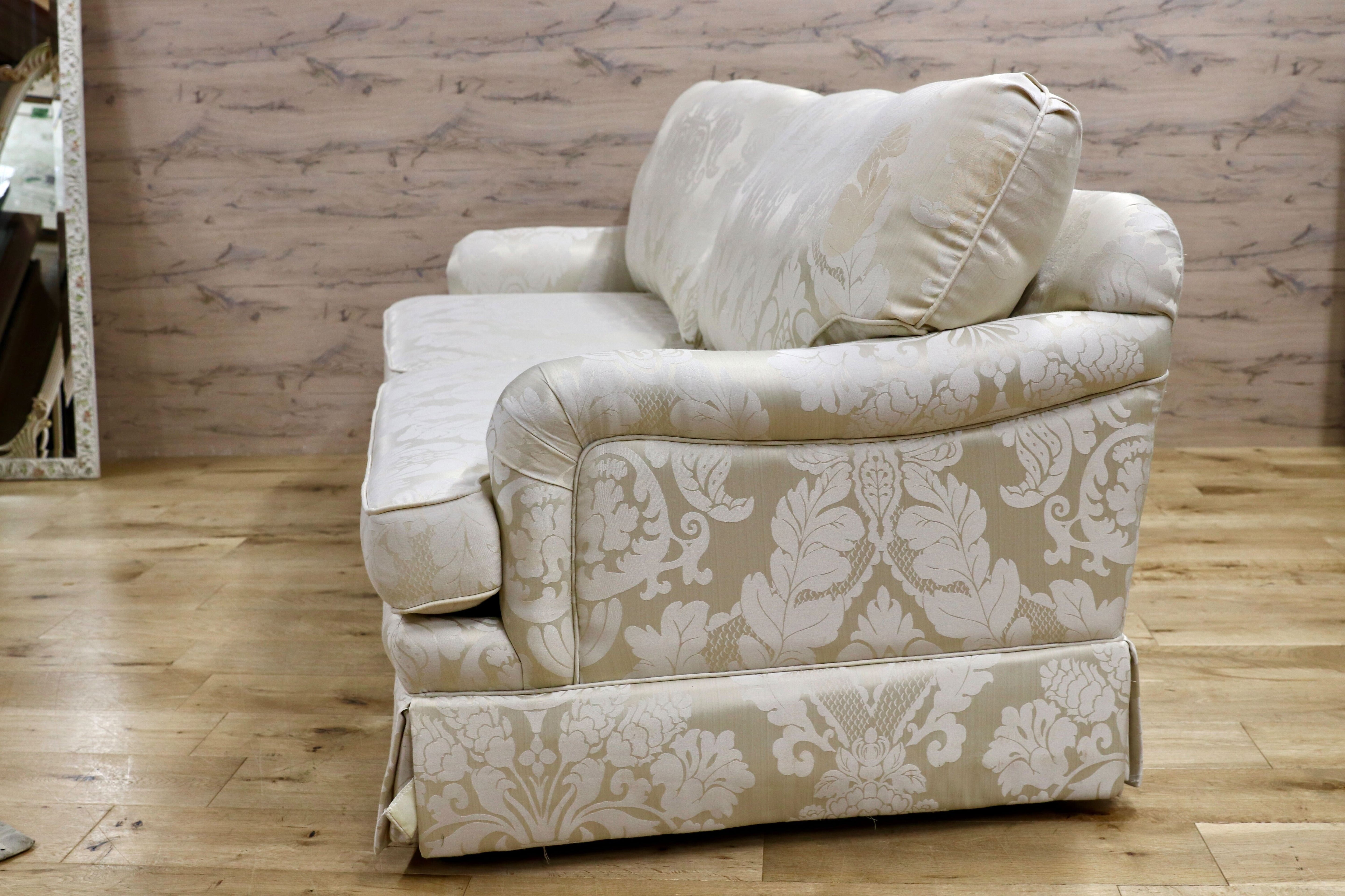 GMIK755○Thomasville / トーマスビル 2.5人掛けソファ 2人掛けワイドソファ IDC大塚家具 ホワイト アメリカ クラシック モダン