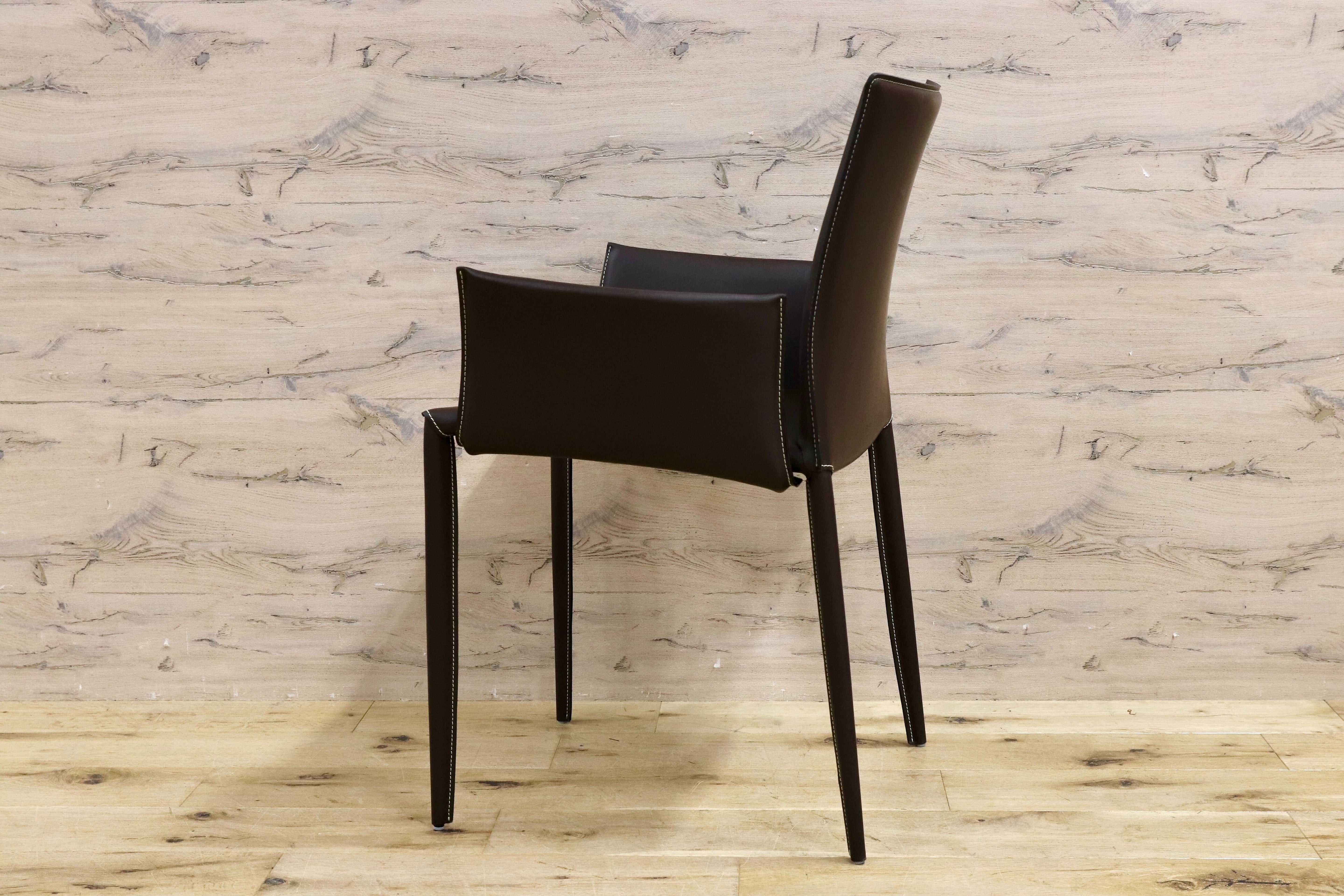 GMHN371A○BONTEMPI CASA / ボンテンピ LINDA ダイニングチェア アームチェア 椅子 レザー イタリア製 定価約13.6万 モデルルーム展示品