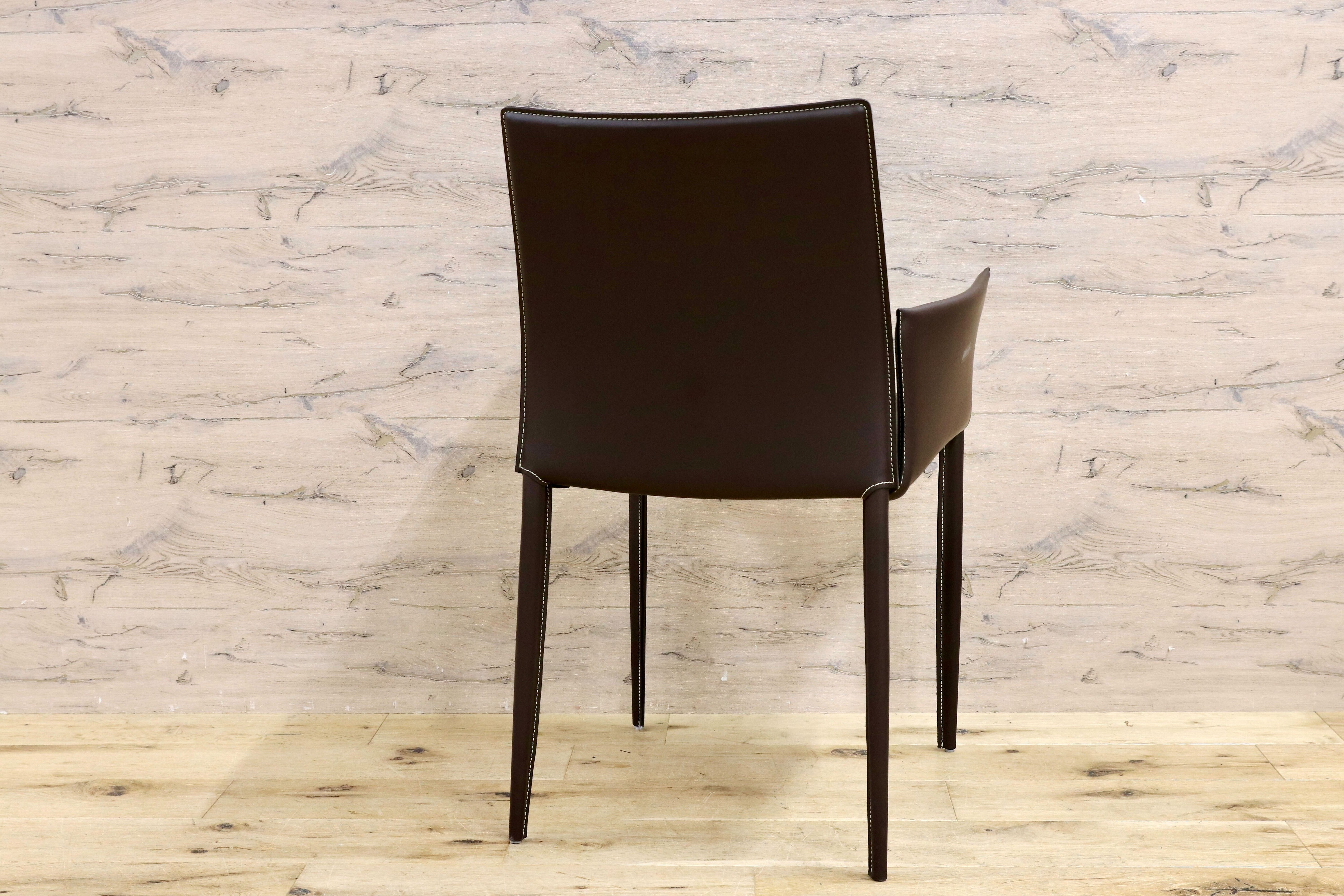 GMHN371B○BONTEMPI CASA / ボンテンピ LINDA ダイニングチェア アームチェア 椅子 レザー イタリア製 定価約13.6万 モデルルーム展示品