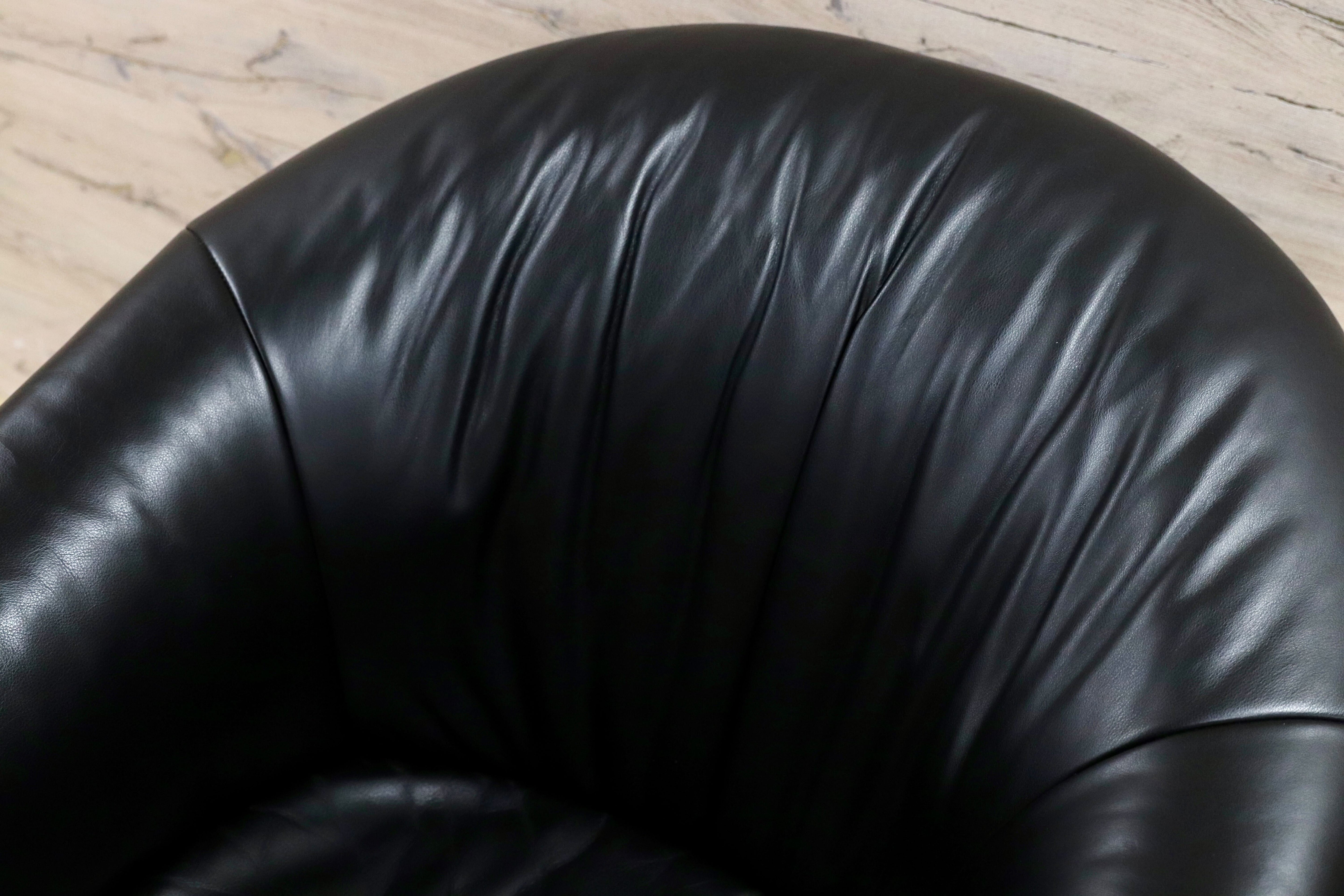 GMHN385B○HUKLA / フクラ 1人掛けソファ ラウンジチェア パーソナルチェア 黒 総革 IDC大塚家具 デザイナーズ ドイツ 約23万