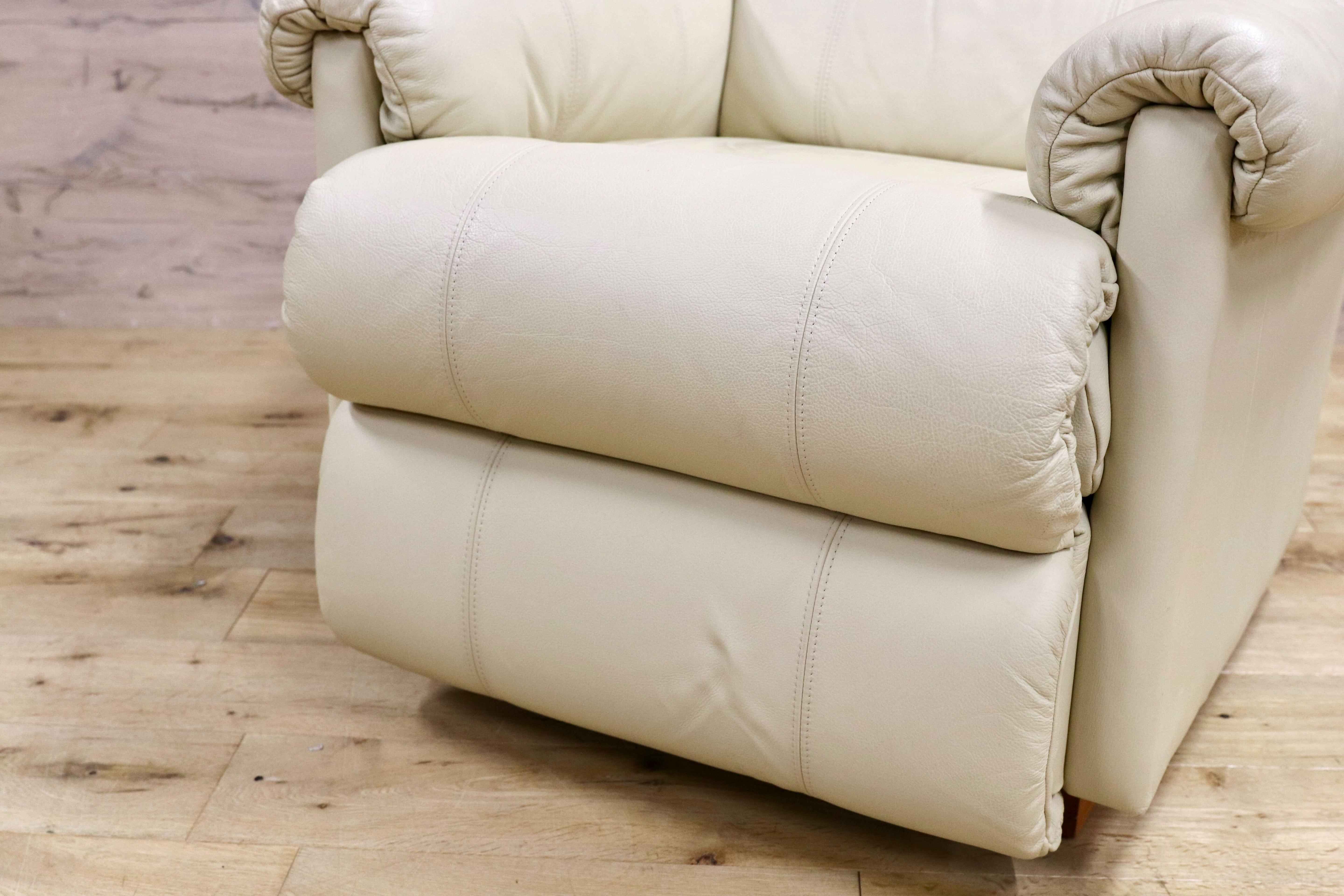 GMIS420○La-Z-Boy / レイジーボーイ リクライニングチェア 1人掛けソファ シングルソファ 本革 クリーム色 アメリカ 横浜ダニエル取扱い