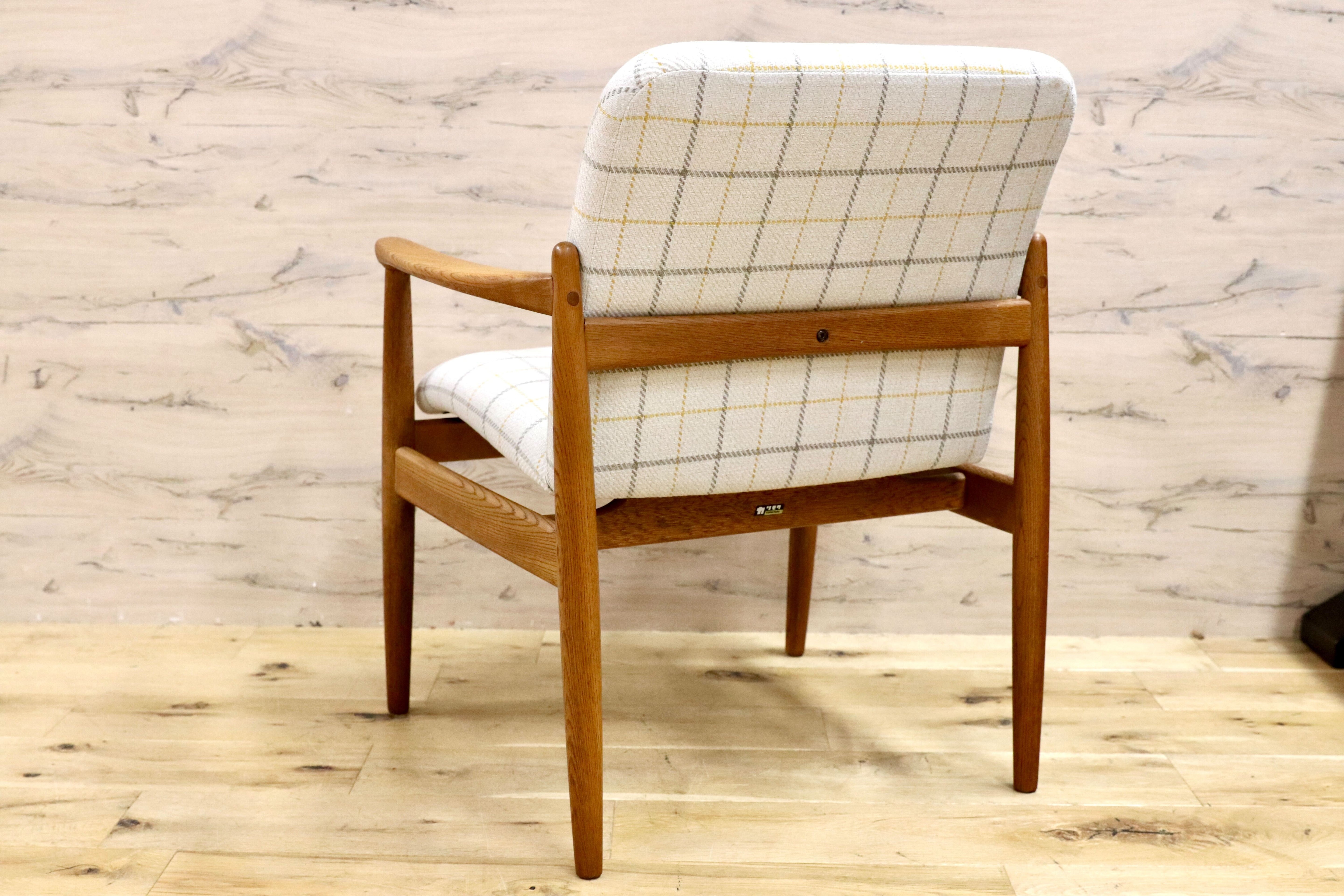 GMHK3C○オールドカリモク karimoku アームチェア 椅子 ラウンジチェア ダイニングチェア 楢無垢材 北欧スタイル ヴィンテージ リペア済