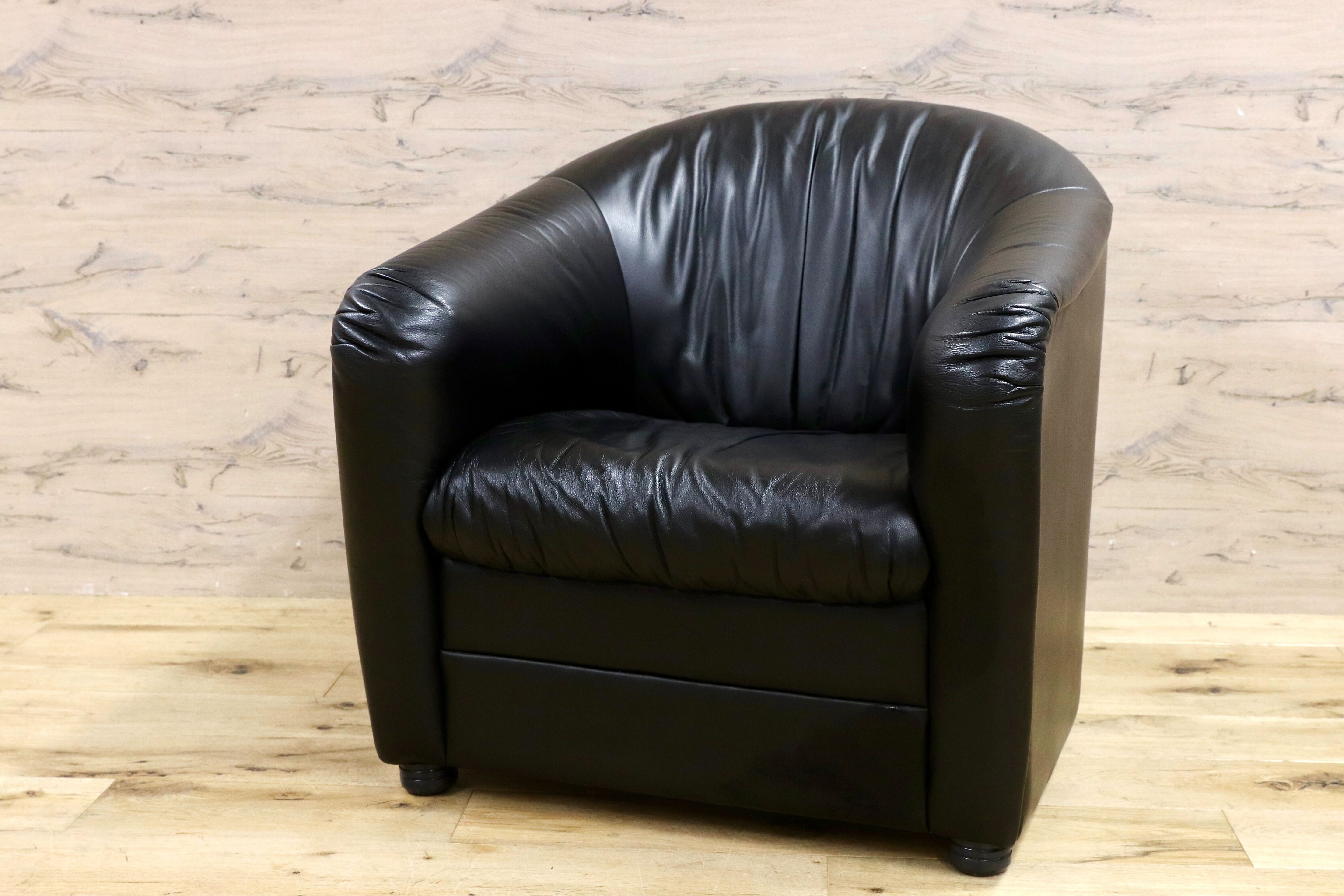 GMHN385D○HUKLA / フクラ 1人掛けソファ ラウンジチェア パーソナルチェア 黒 総革 IDC大塚家具 デザイナーズ ドイツ 約23万