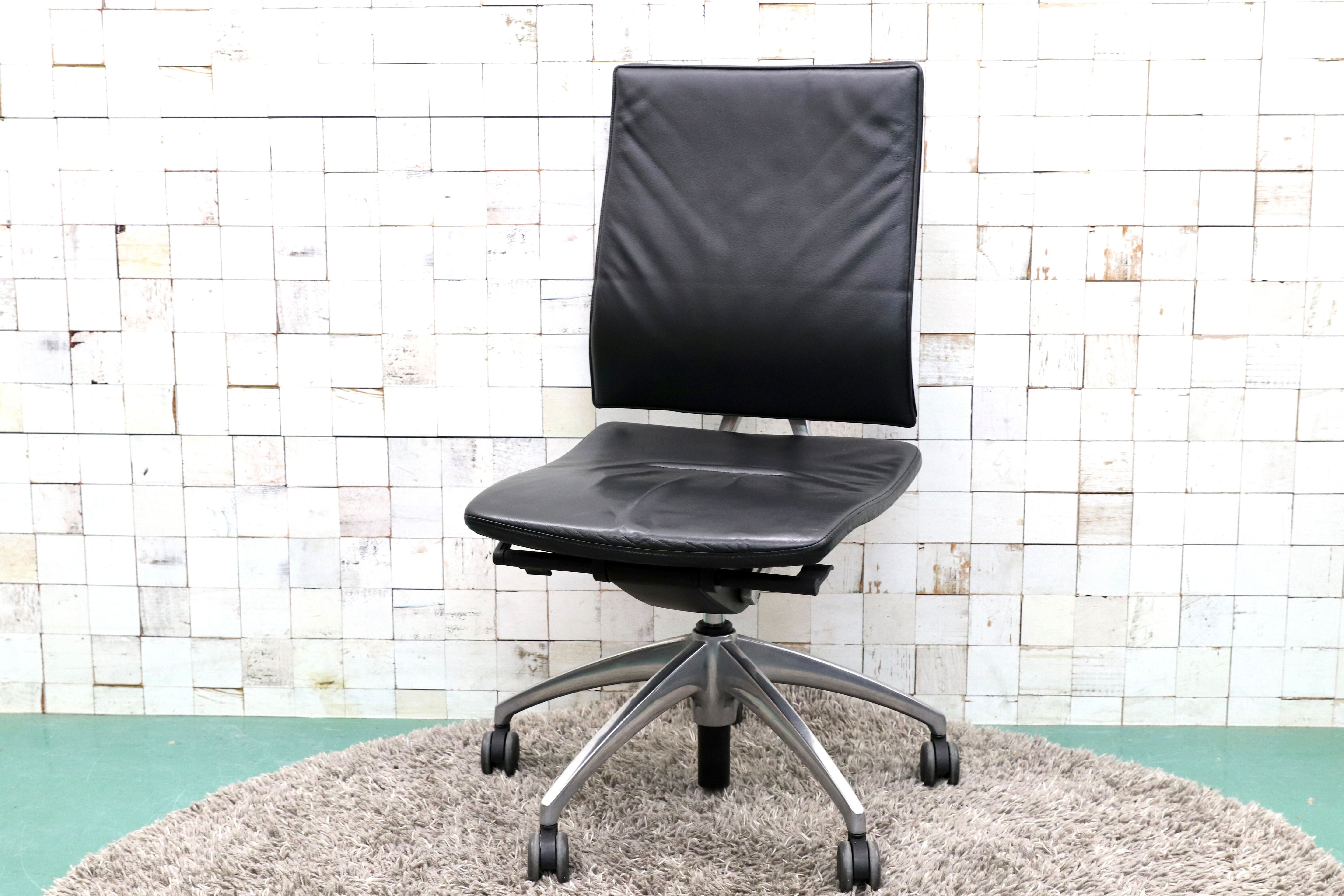 GMGF56A○sedus / セダス OPEN UP オープンアップ デスクチェア アームレス 本革 黒 書斎椅子 オフィスチェア ドイツ ヤマギワ 約30万