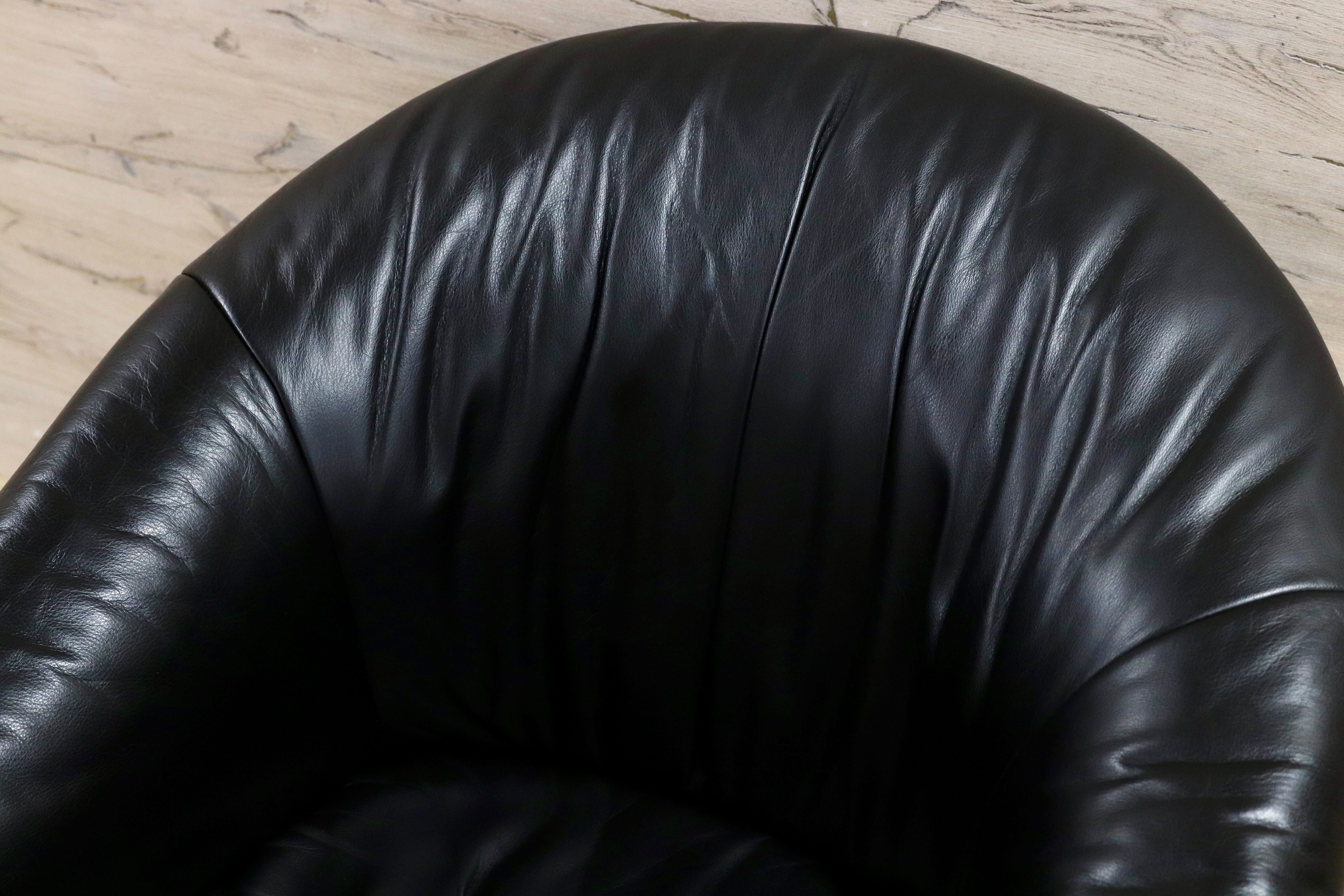 GMHN385E○HUKLA / フクラ 1人掛けソファ ラウンジチェア パーソナルチェア 黒 総革 IDC大塚家具 デザイナーズ ドイツ 約23万
