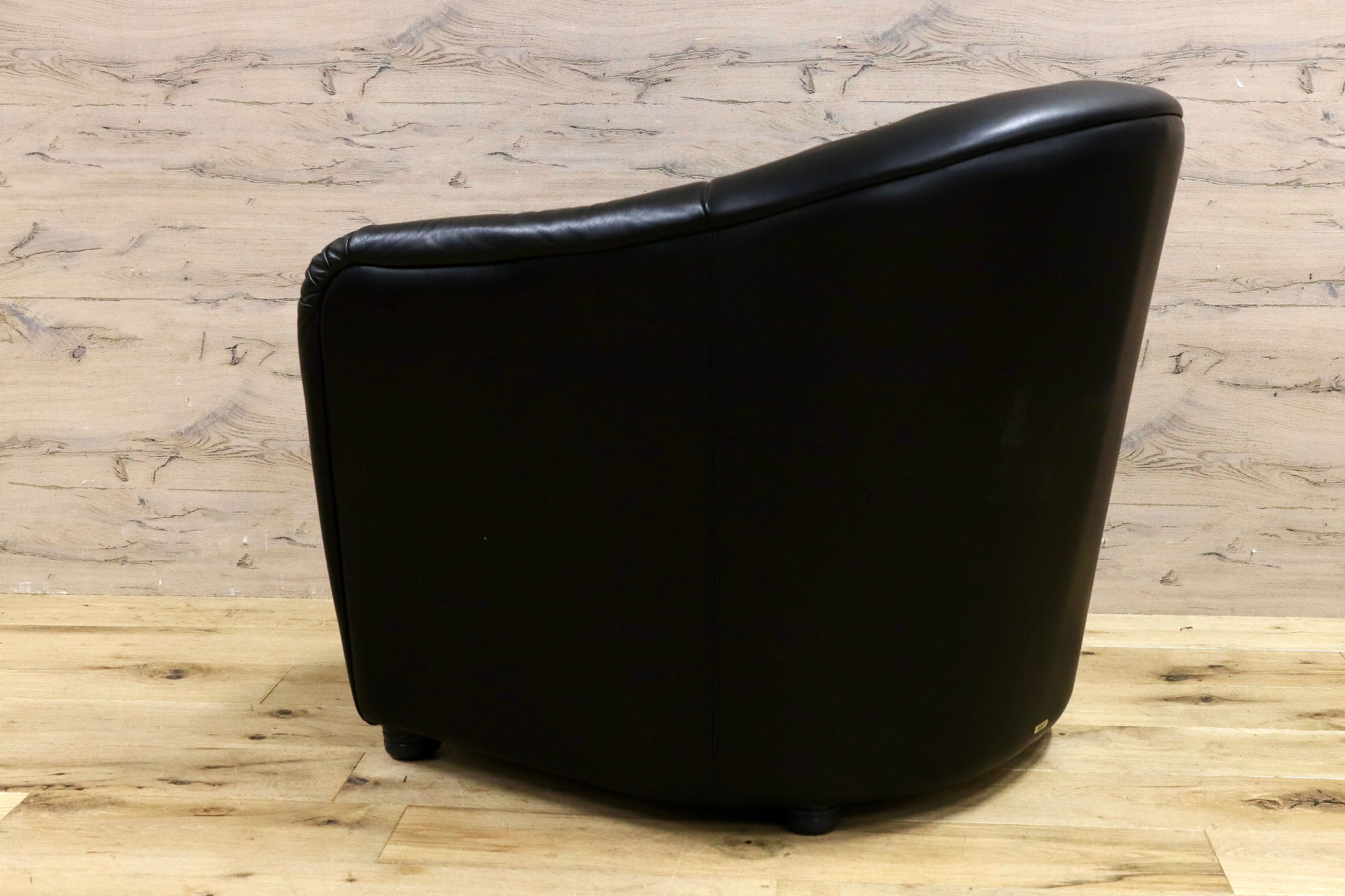 GMHN385G○HUKLA / フクラ 1人掛けソファ ラウンジチェア パーソナルチェア 黒 総革 IDC大塚家具 デザイナーズ ドイツ 約23万