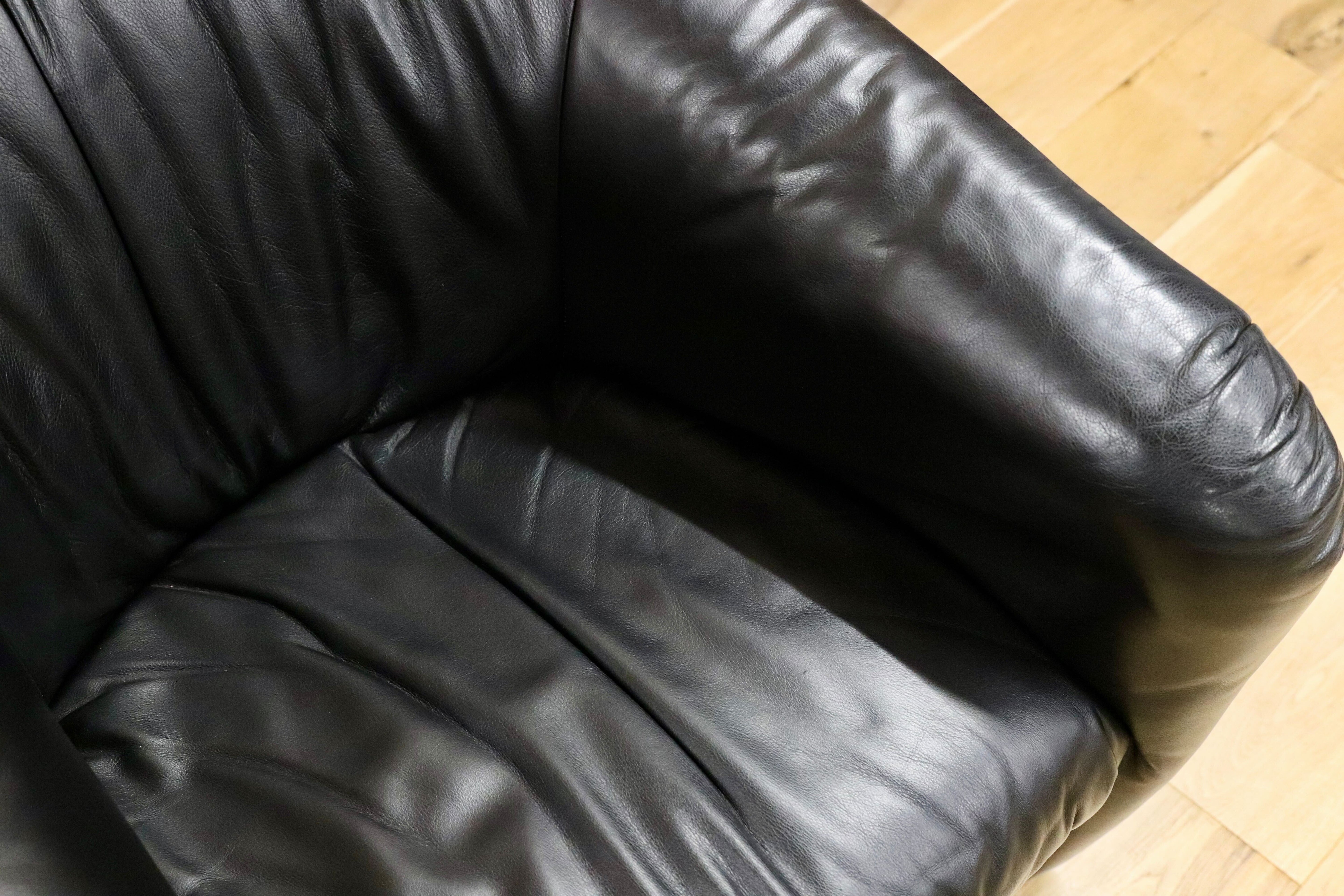 GMHN385G○HUKLA / フクラ 1人掛けソファ ラウンジチェア パーソナルチェア 黒 総革 IDC大塚家具 デザイナーズ ドイツ 約23万