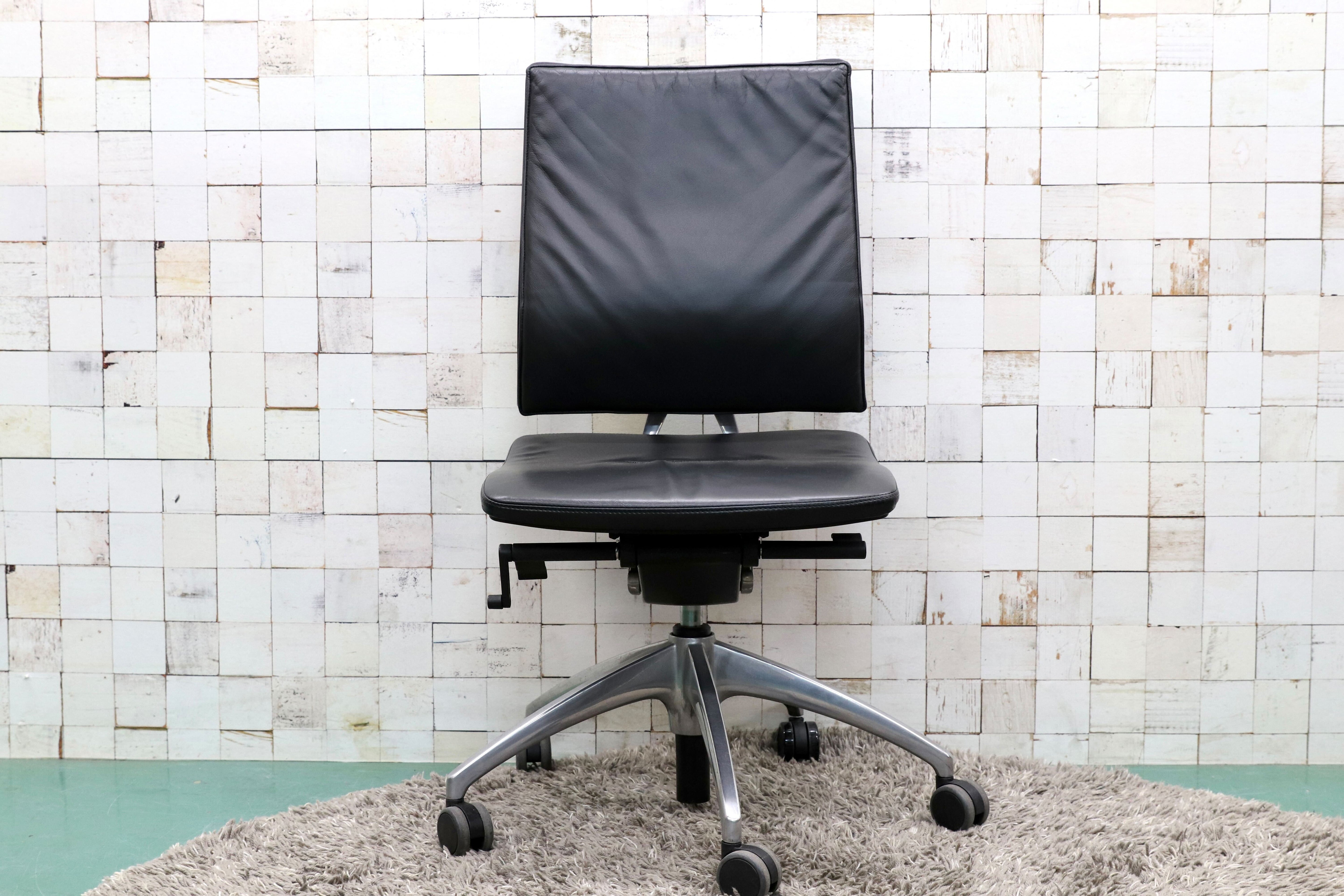 GMGF56E○sedus / セダス OPEN UP オープンアップ デスクチェア アームレス 本革 黒 書斎椅子 オフィスチェア ドイツ ヤマギワ 約30万