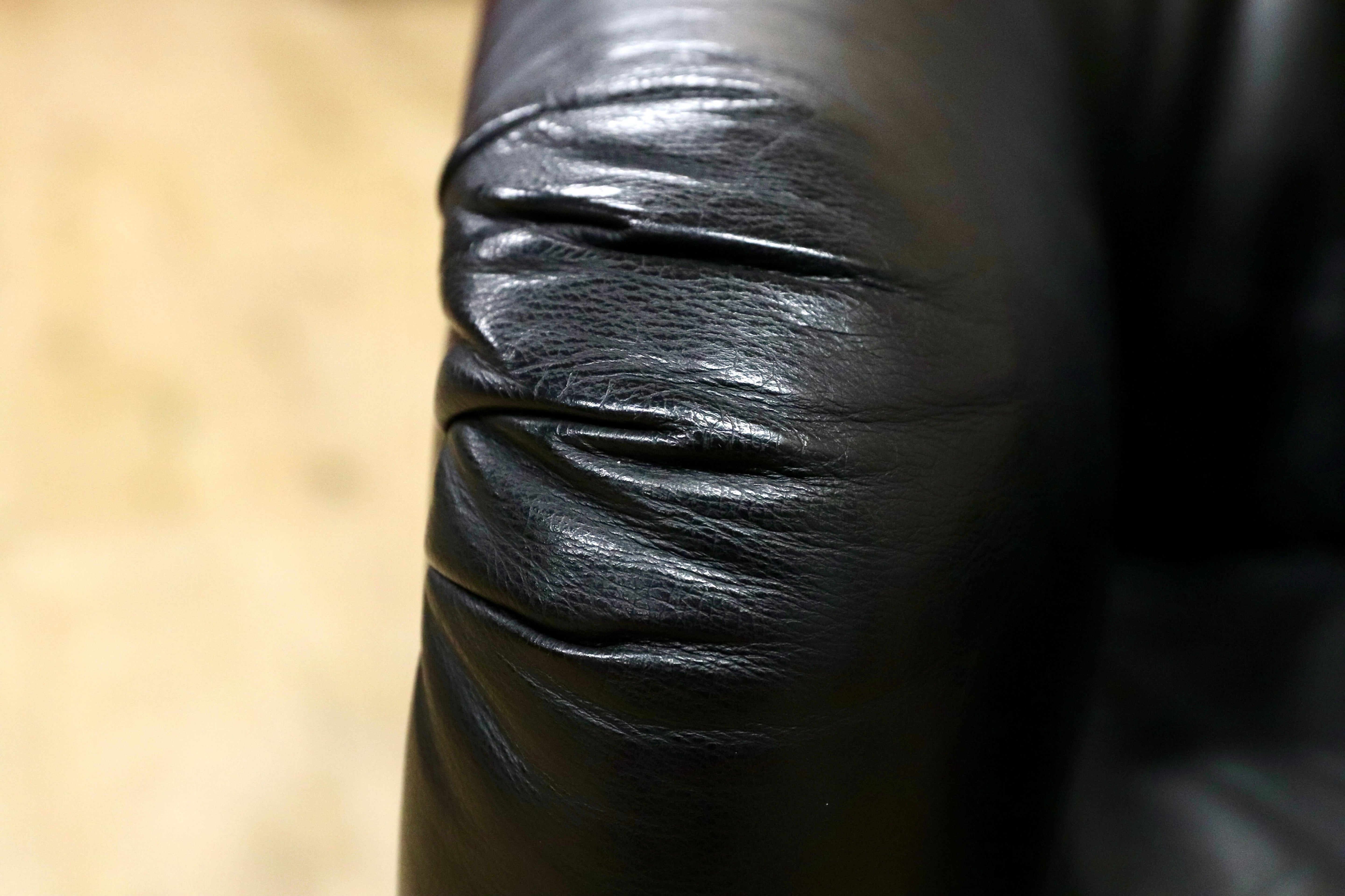 GMHN385H○HUKLA / フクラ 1人掛けソファ ラウンジチェア パーソナルチェア 黒 総革 IDC大塚家具 デザイナーズ ドイツ 約23万