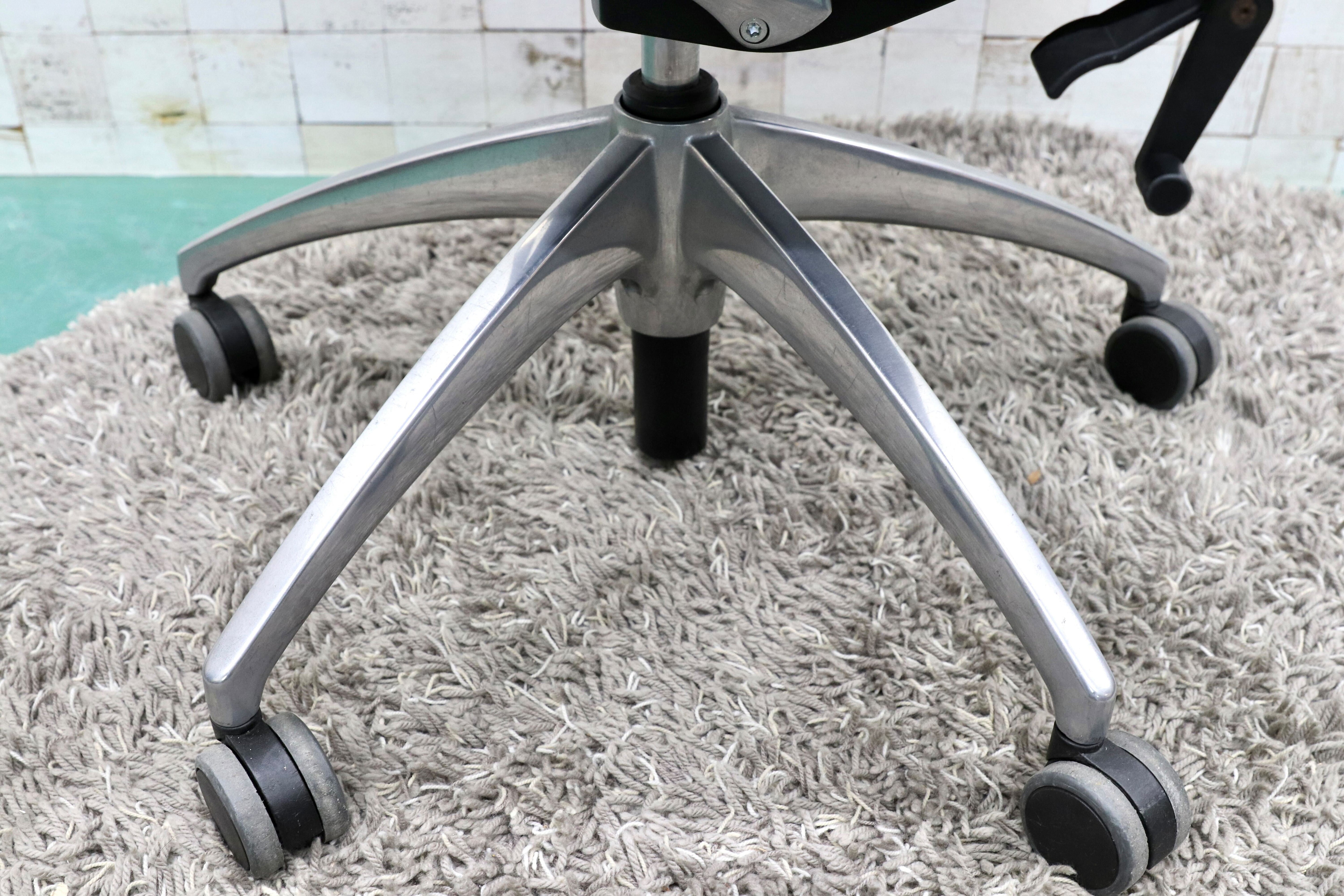 GMGF56E○sedus / セダス OPEN UP オープンアップ デスクチェア アームレス 本革 黒 書斎椅子 オフィスチェア ドイツ ヤマギワ 約30万