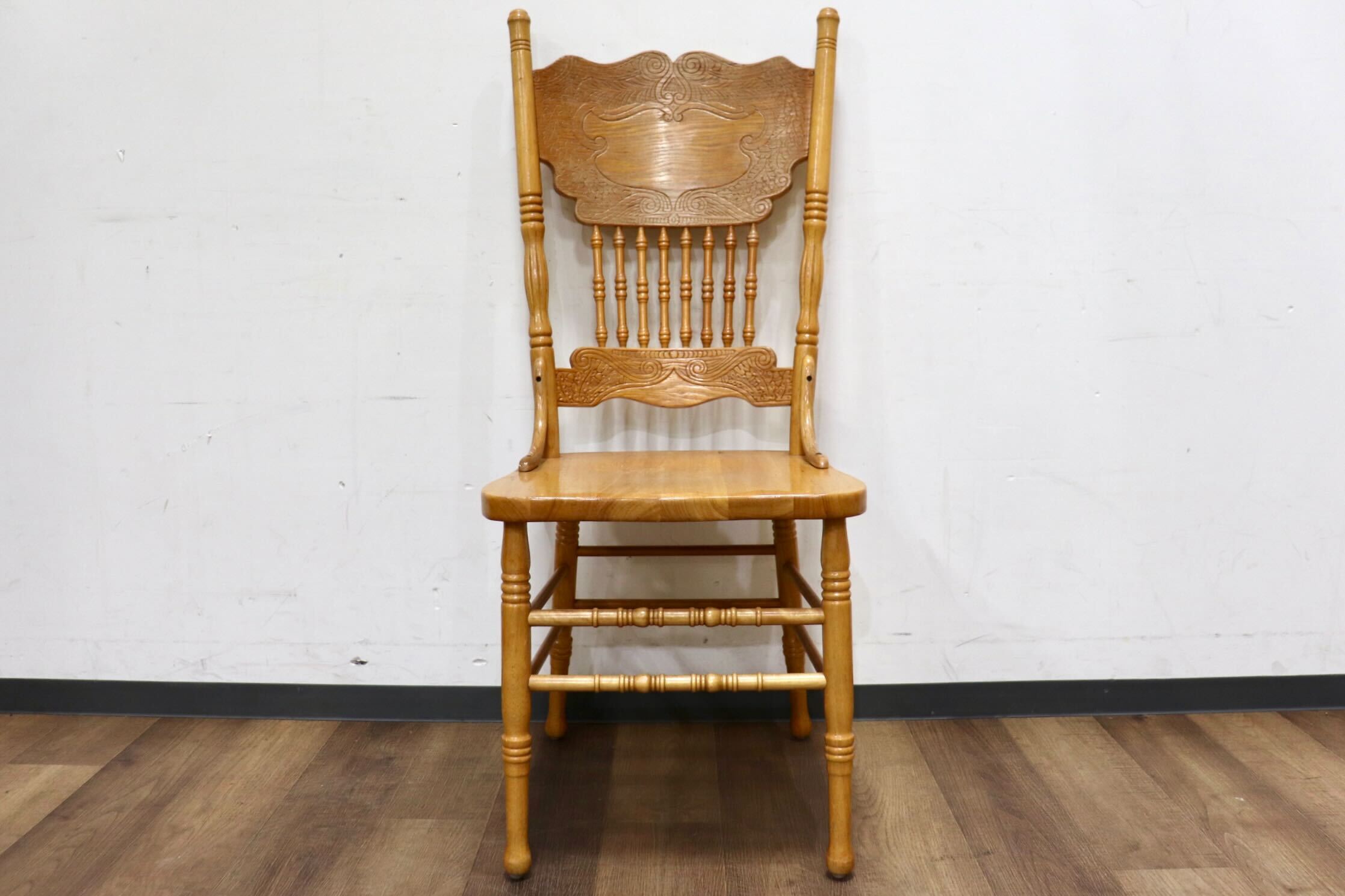 GMHH423F○Shin Lee / シンリー ダイニングチェア 食卓椅子 ハイバック オーク材 彫刻 カントリー アンティーク IDC大塚家具