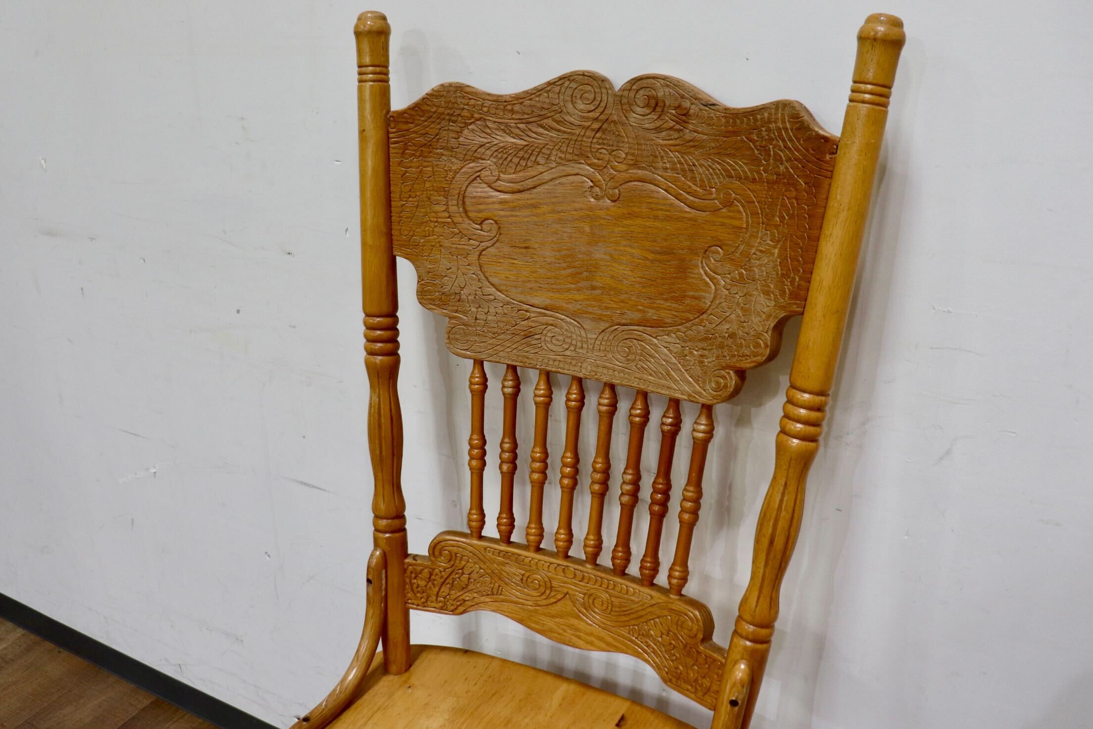 GMHH423F○Shin Lee / シンリー ダイニングチェア 食卓椅子 ハイバック オーク材 彫刻 カントリー アンティーク IDC大塚家具