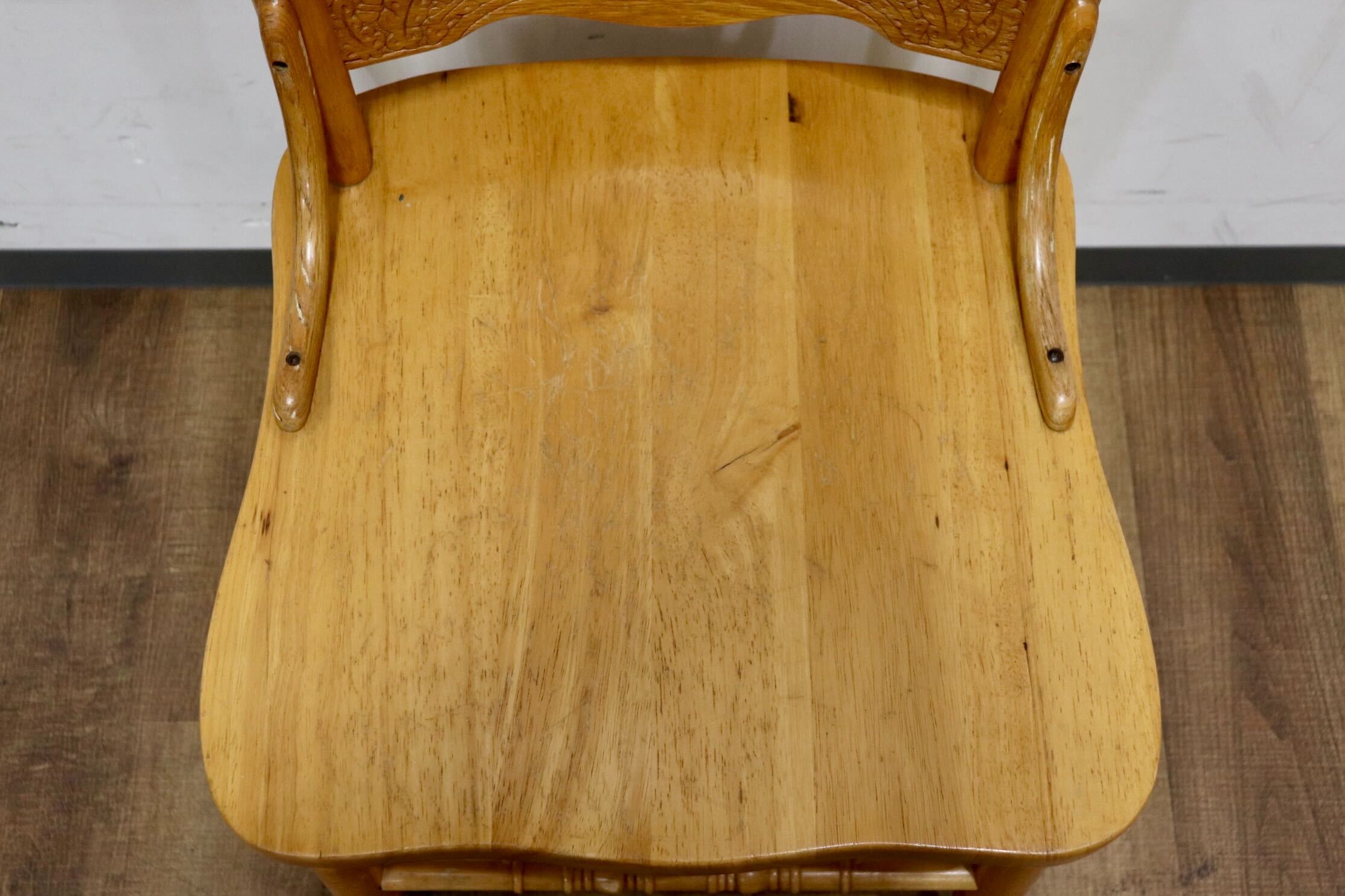 GMHH423F○Shin Lee / シンリー ダイニングチェア 食卓椅子 ハイバック オーク材 彫刻 カントリー アンティーク IDC大塚家具