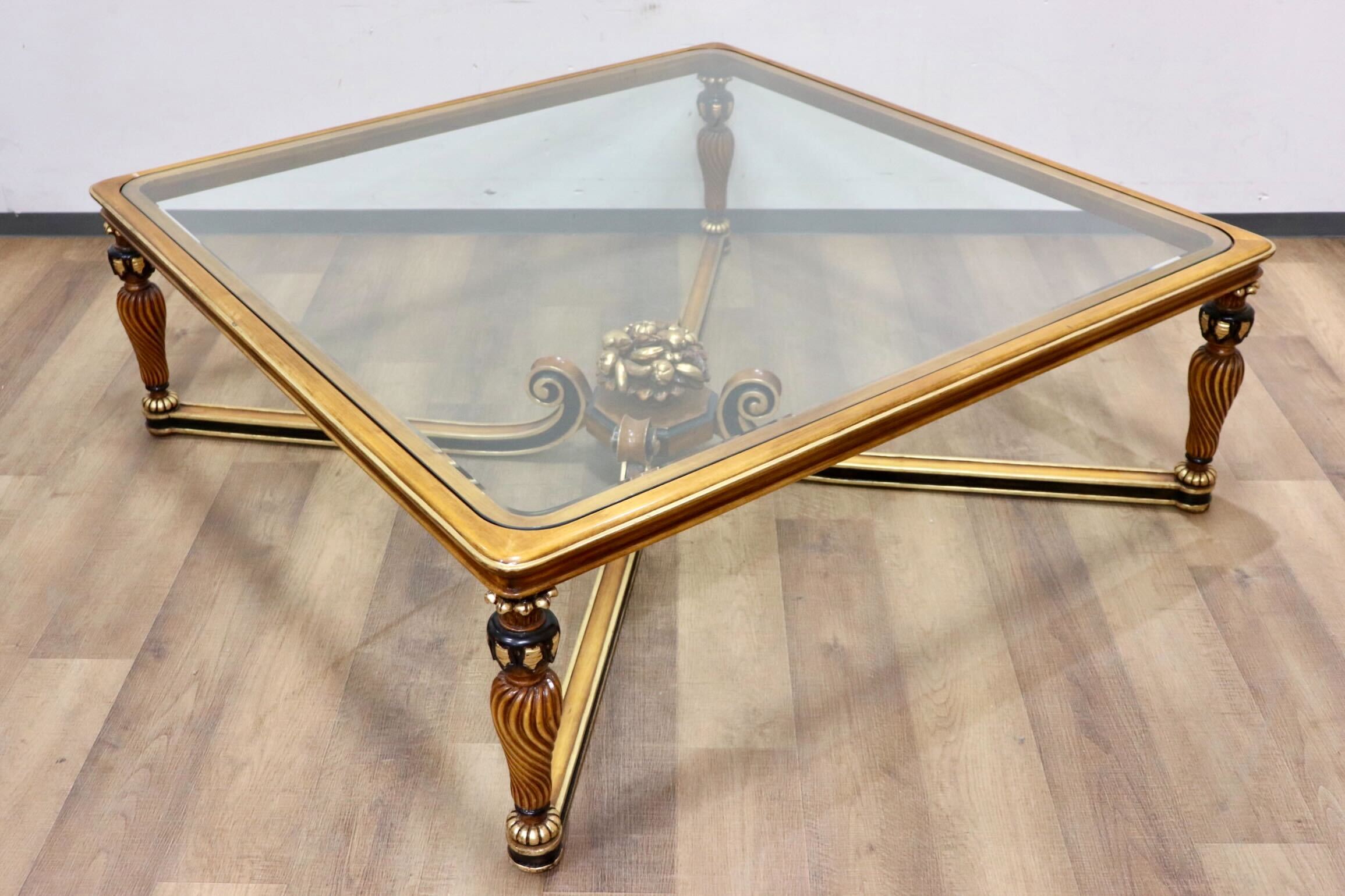 GMHH490○西洋 アンティーク リビングテーブル センターテーブル ガラス 彫刻 エレガント 検)スペイン MARINER VARO.S.A. VALENTI