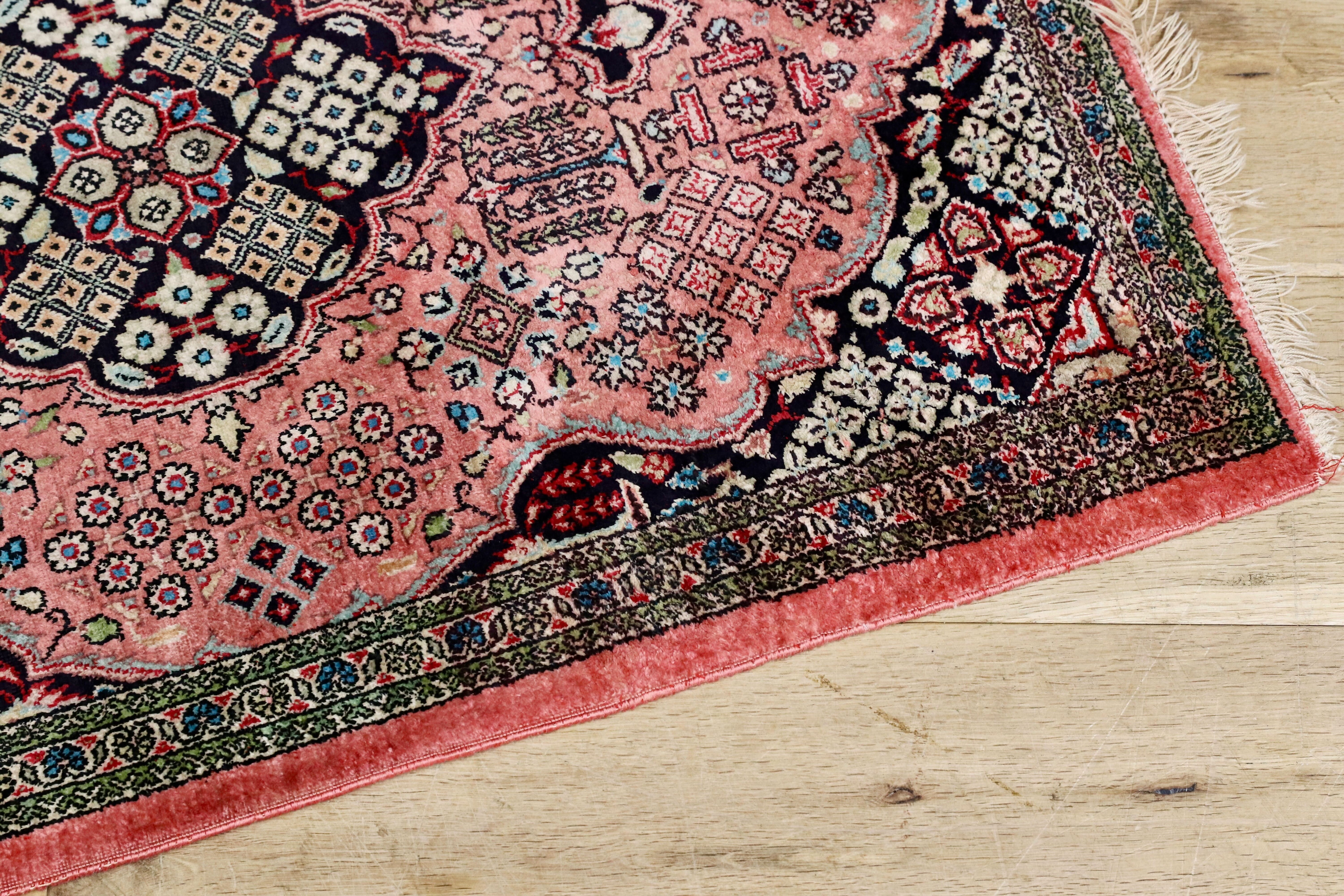 GMHH386B○ペルシャ絨毯 ラグ カーペット 伝統工芸 アンティーク シルク